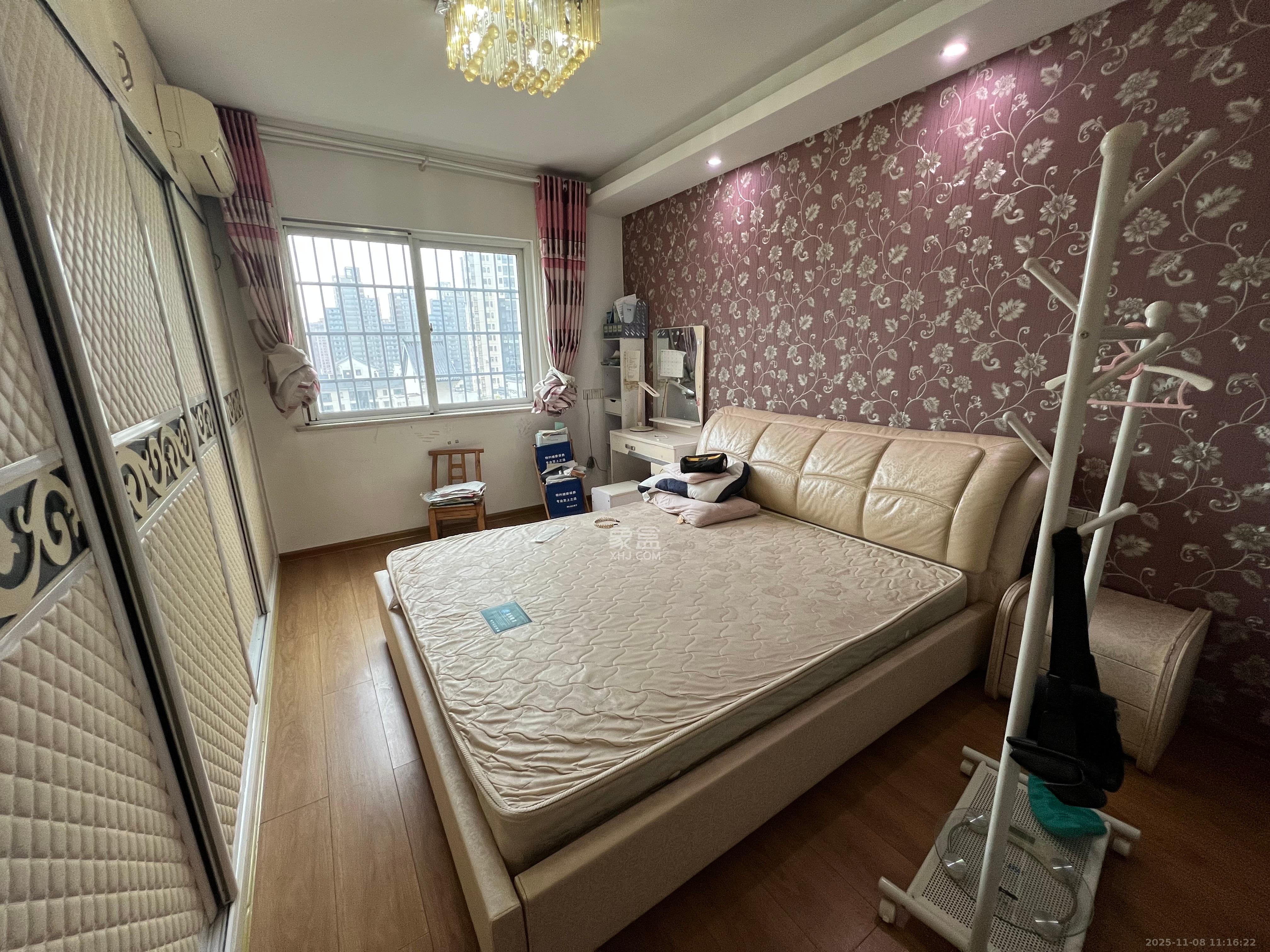 嘉宇盛世华章  3室2厅2卫    3000.0元/月室内图