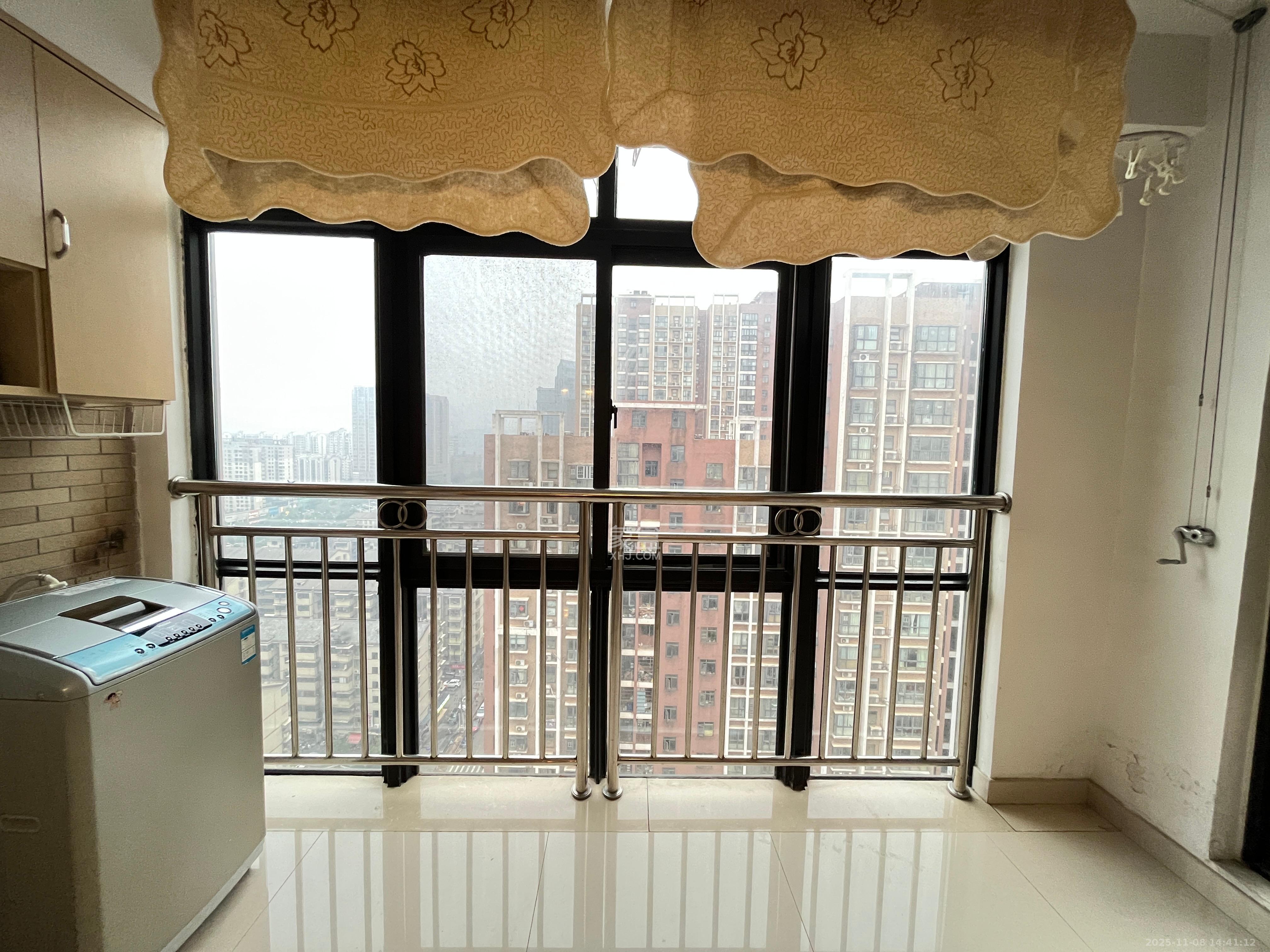 沁园春御院  2室2厅1卫    2400.0元/月室内图