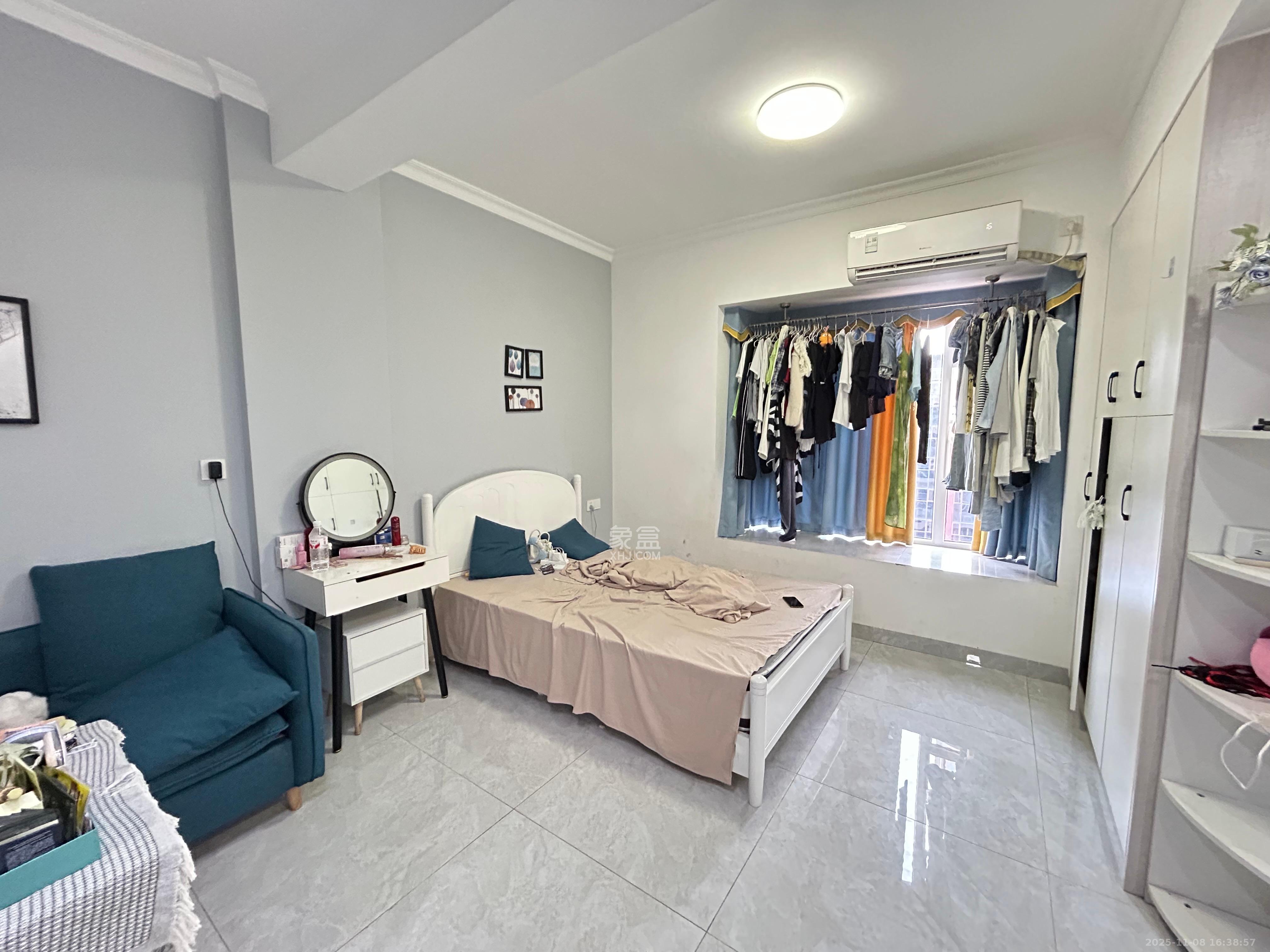 芙蓉万国城MOMA（卓越汇富苑）  1室1厅1卫    1500.0元/月室内图