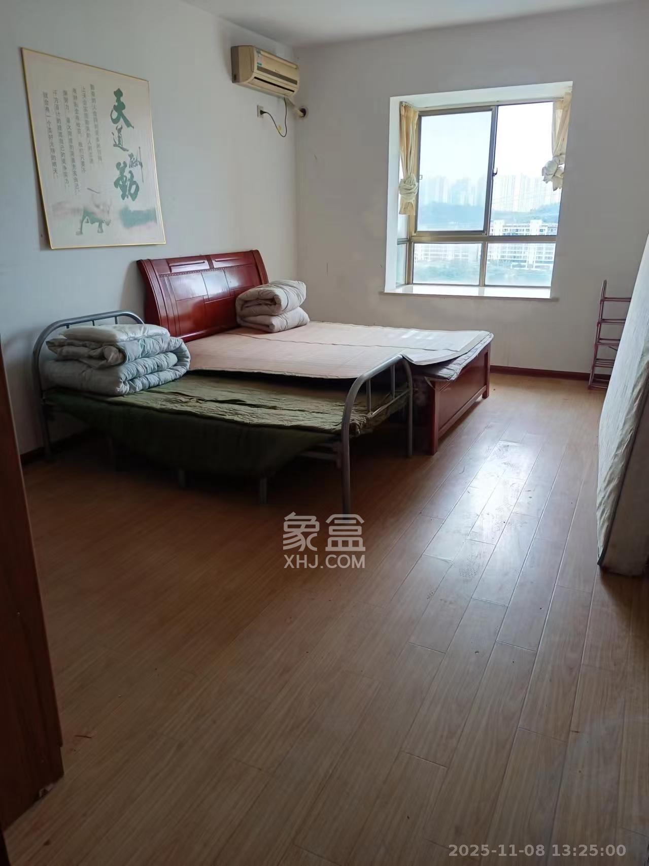 中天瑞景  3室2厅1卫    3500.0元/月