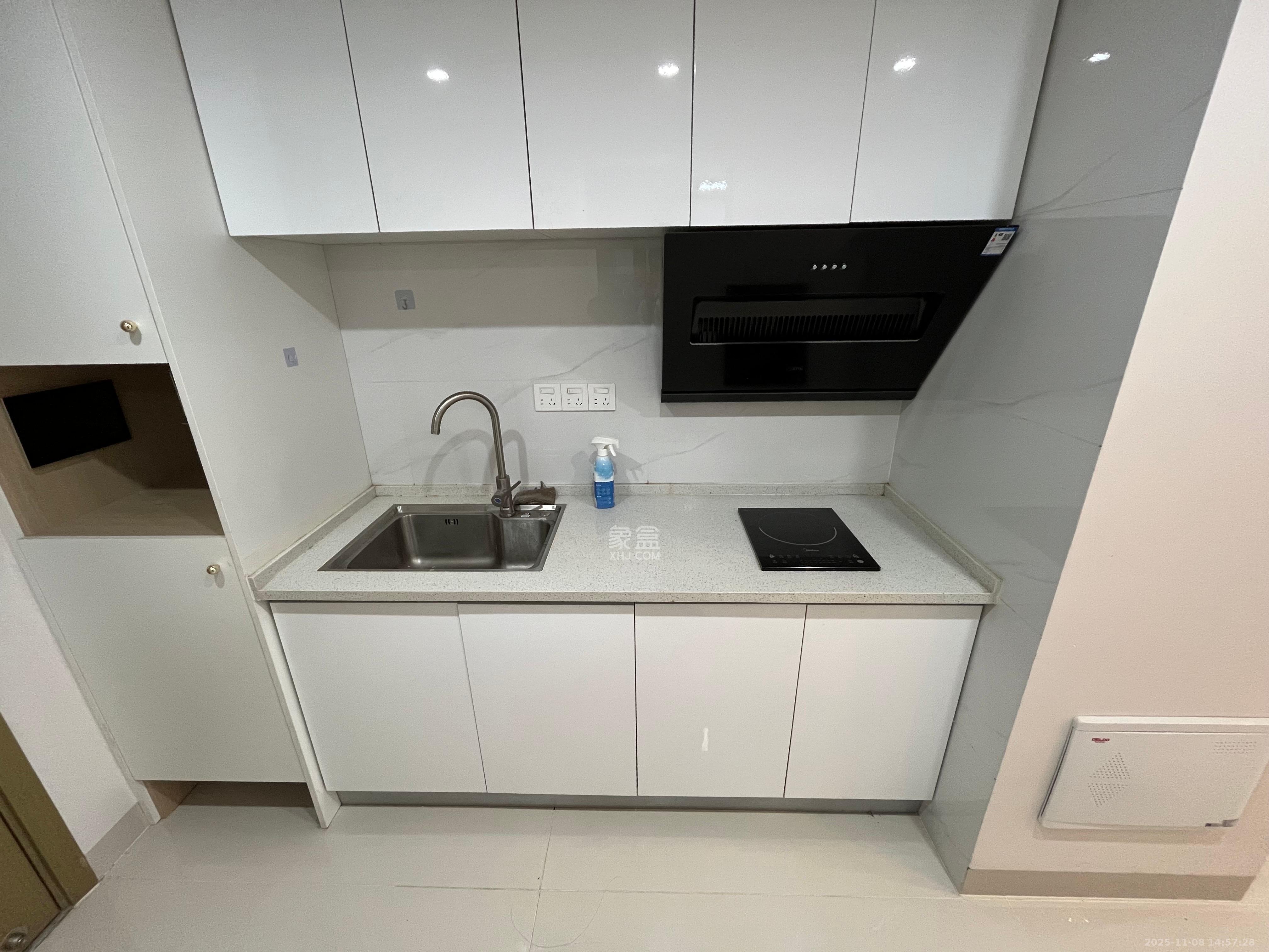 时代MOMA云PARK 2室1厅1卫 2700.0元/月 时代MOMA云PARK 2室1厅1卫 2700.0元/月室内图