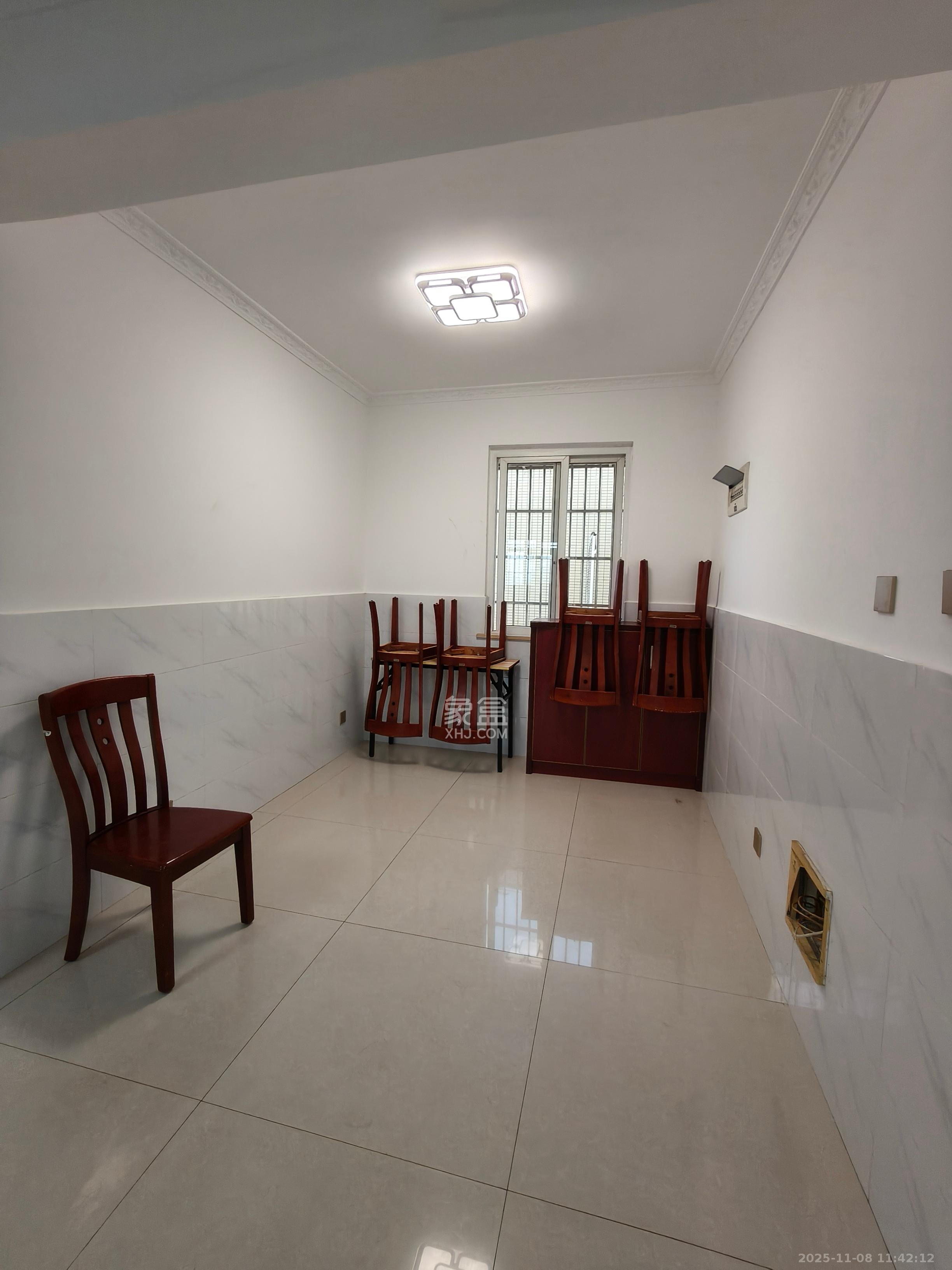 星城新宇黎锦苑  3室2厅1卫    1750.0元/月室内图