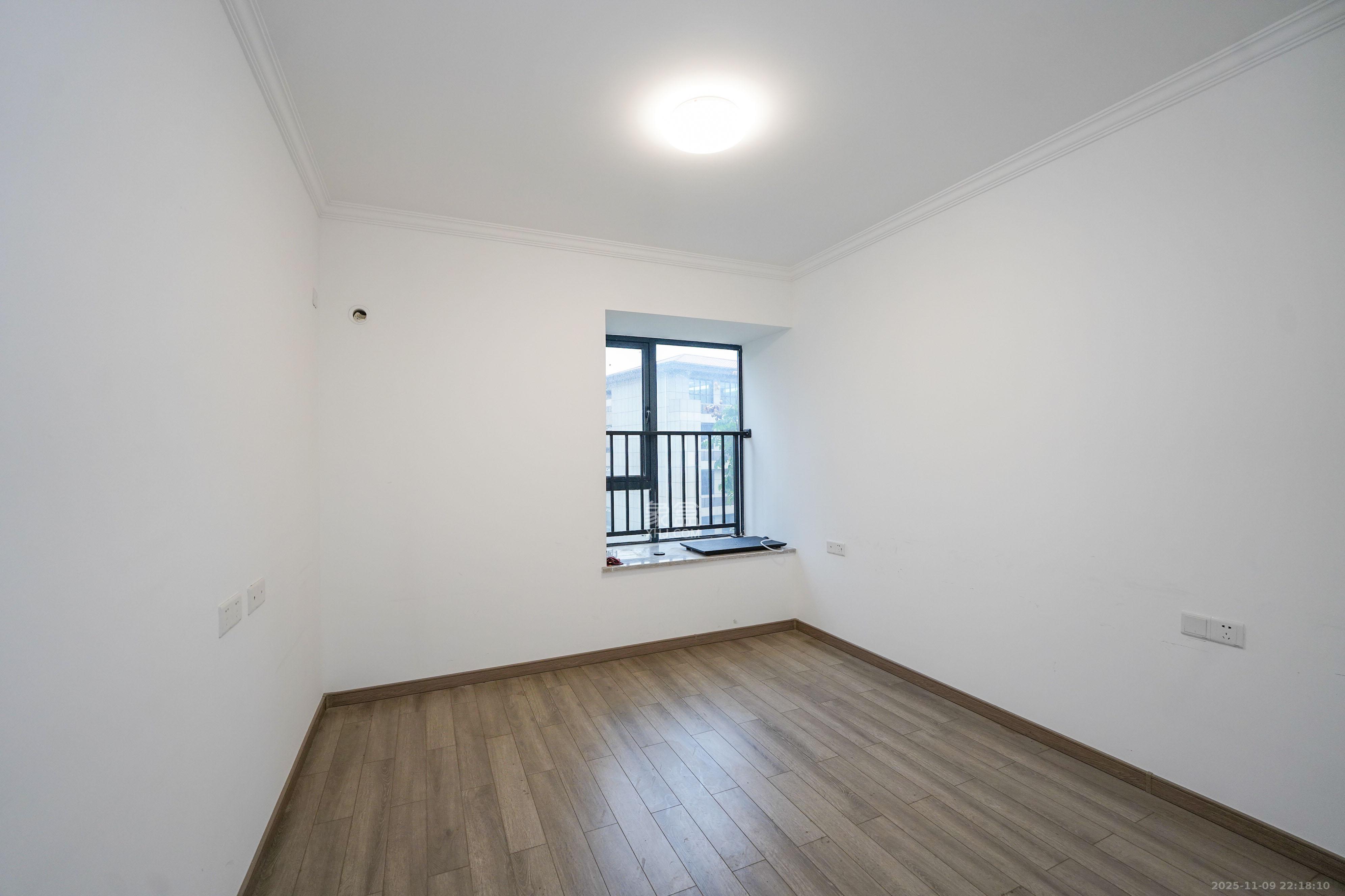 中建璟和城 3室2厅2卫 88.0万 中建璟和城 3室2厅2卫 88.0万卧室