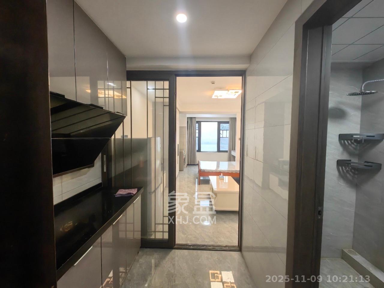 中海珑悦府  1室0厅0卫    1150.0元/月室内图