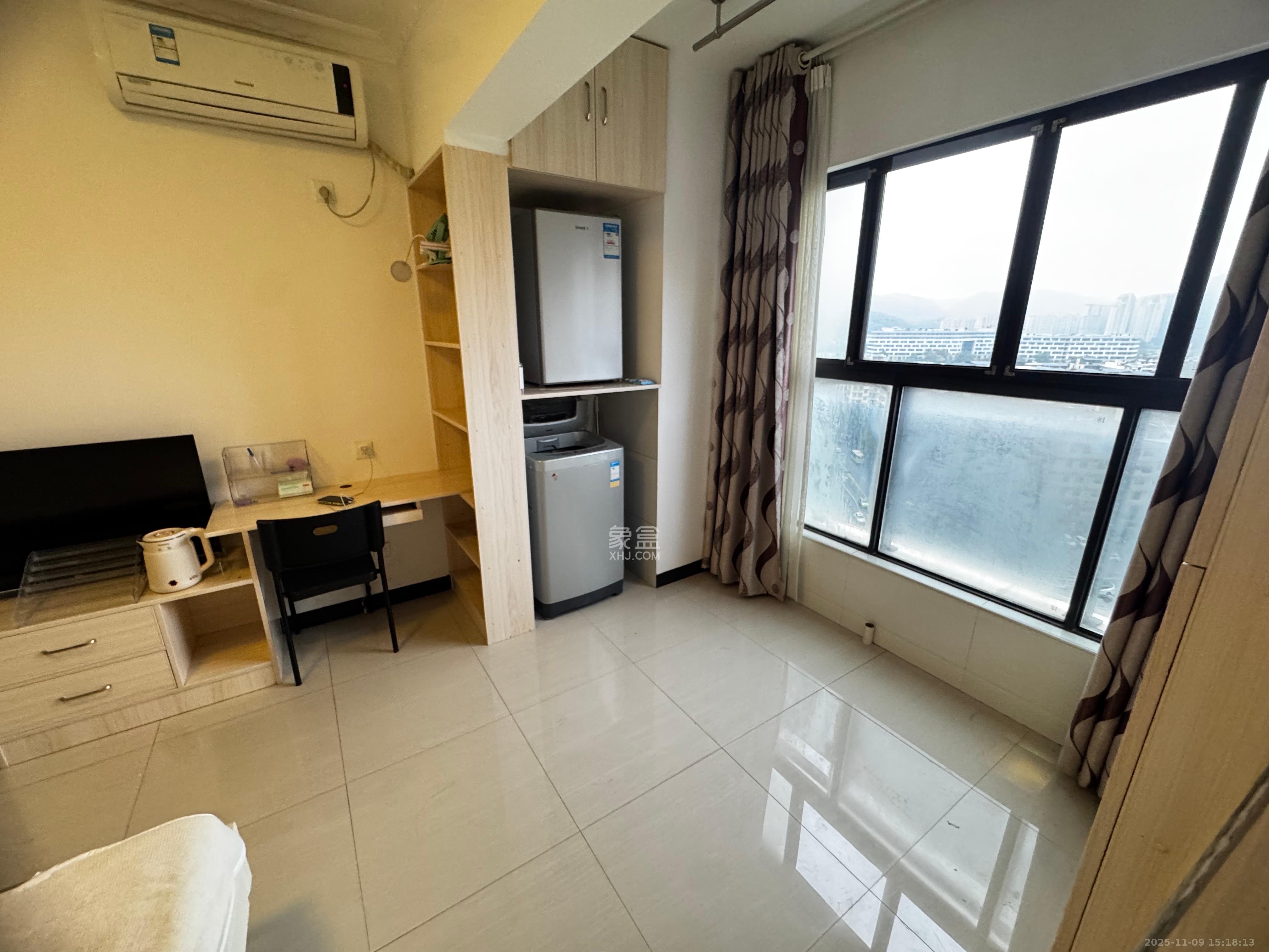 达美D6区  1室1厅1卫    1400.0元/月室内图