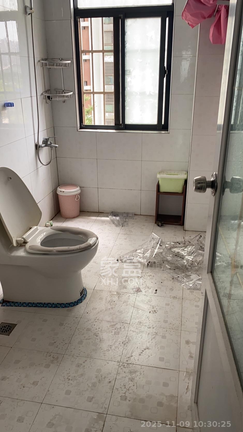 星城映象  3室1厅2卫    2500.0元/月室内图