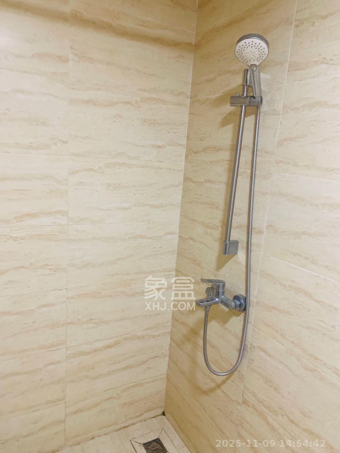 君合天玺 1室1厅1卫 1400.0元/月 君合天玺 1室1厅1卫 1400.0元/月室内图