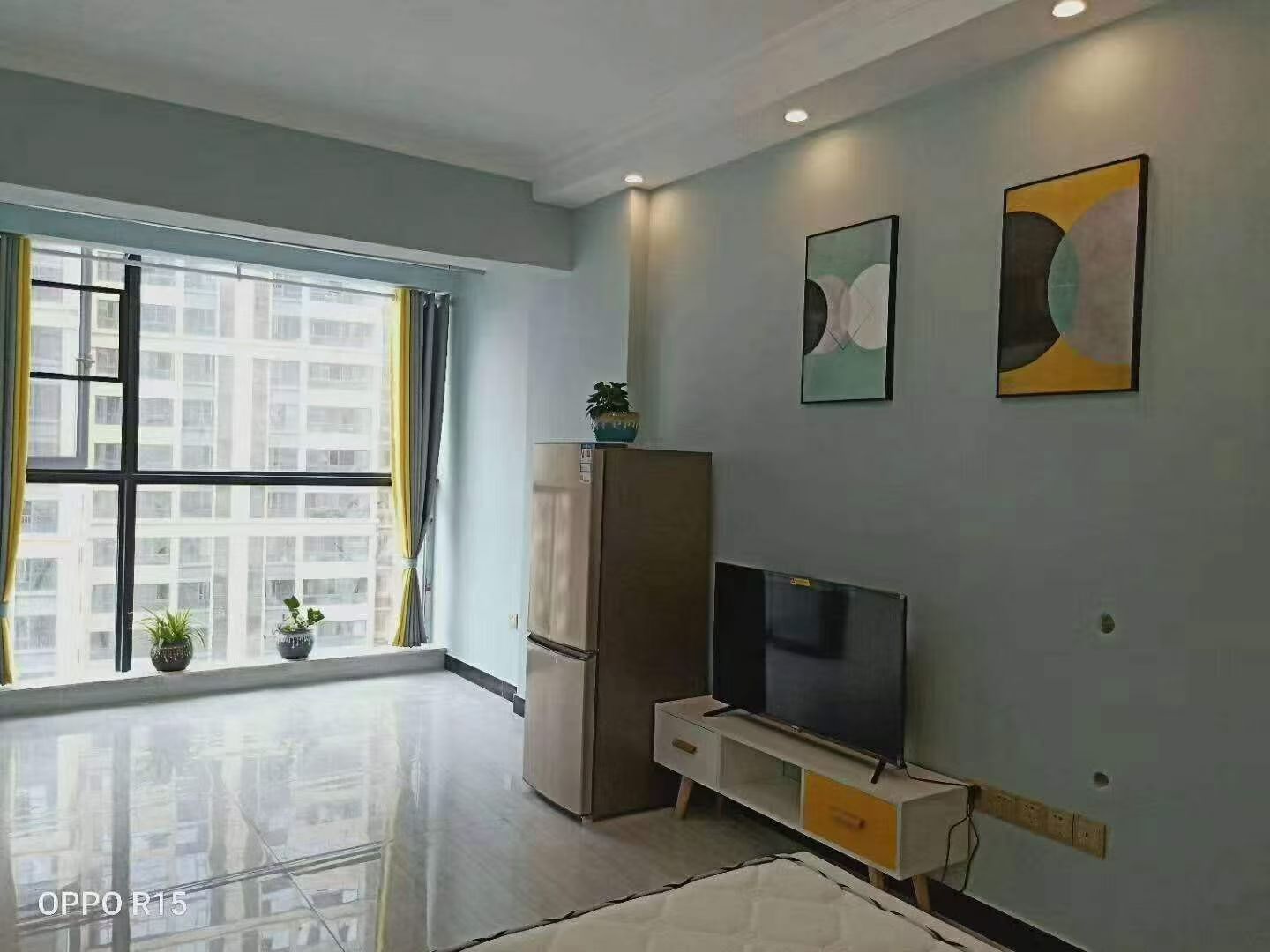 天门中央广场 1室1厅1卫 1380.0元/月 天门中央广场 1室1厅1卫 1380.0元/月室内图