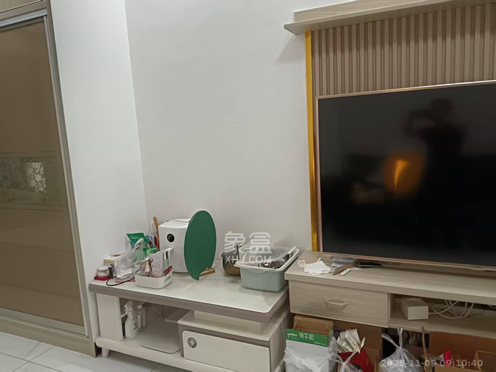 海伦春天 1室1厅1卫 1100.0元/月 海伦春天 1室1厅1卫 1100.0元/月室内图