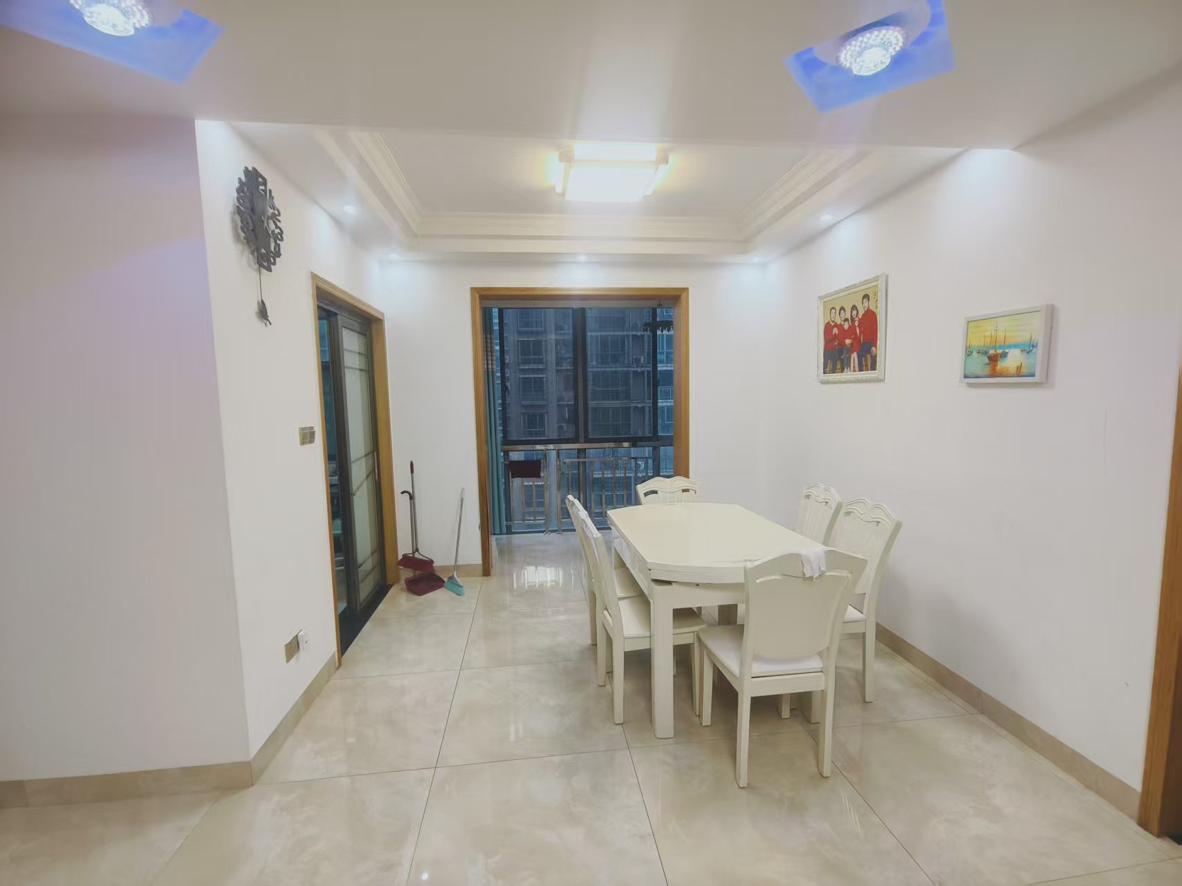 鹏利广场 3室2厅1卫 2200.0元/月 鹏利广场 3室2厅1卫 2200.0元/月室内图