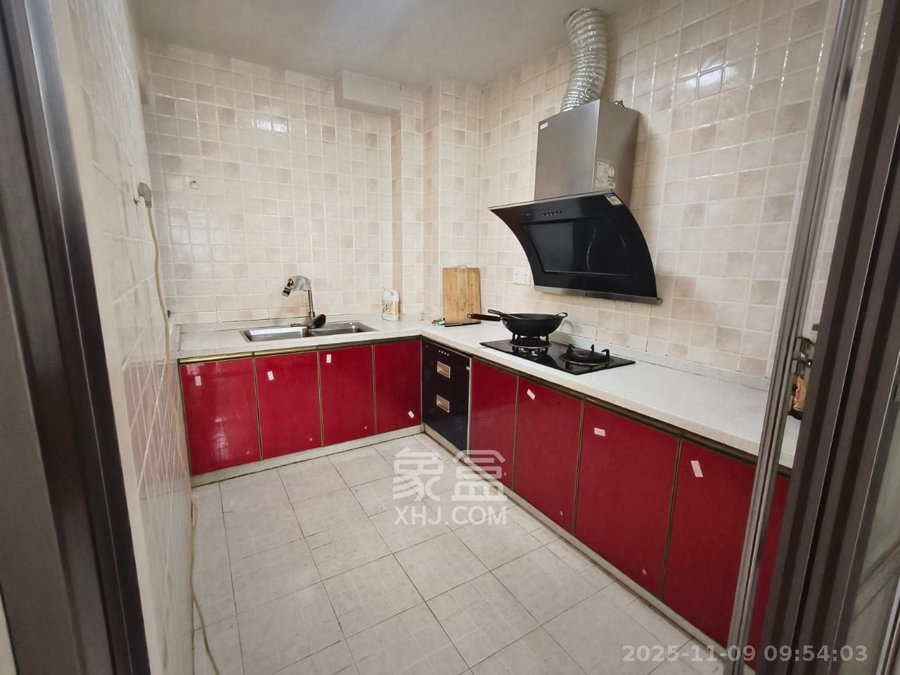 三景华御  2室2厅1卫    1800.0元/月室内图