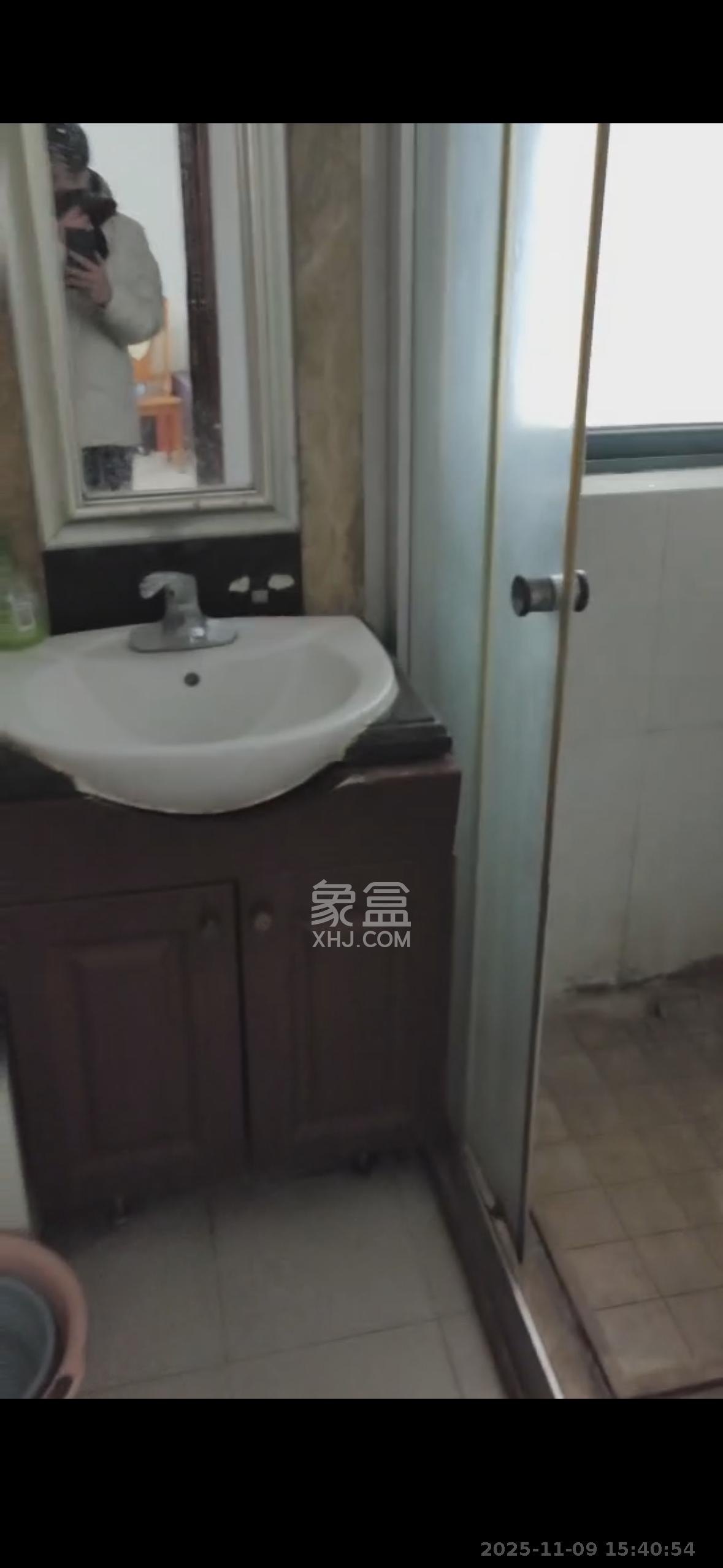 恒大绿洲 2室2厅1卫 2300.0元/月 恒大绿洲 2室2厅1卫 2300.0元/月室内图