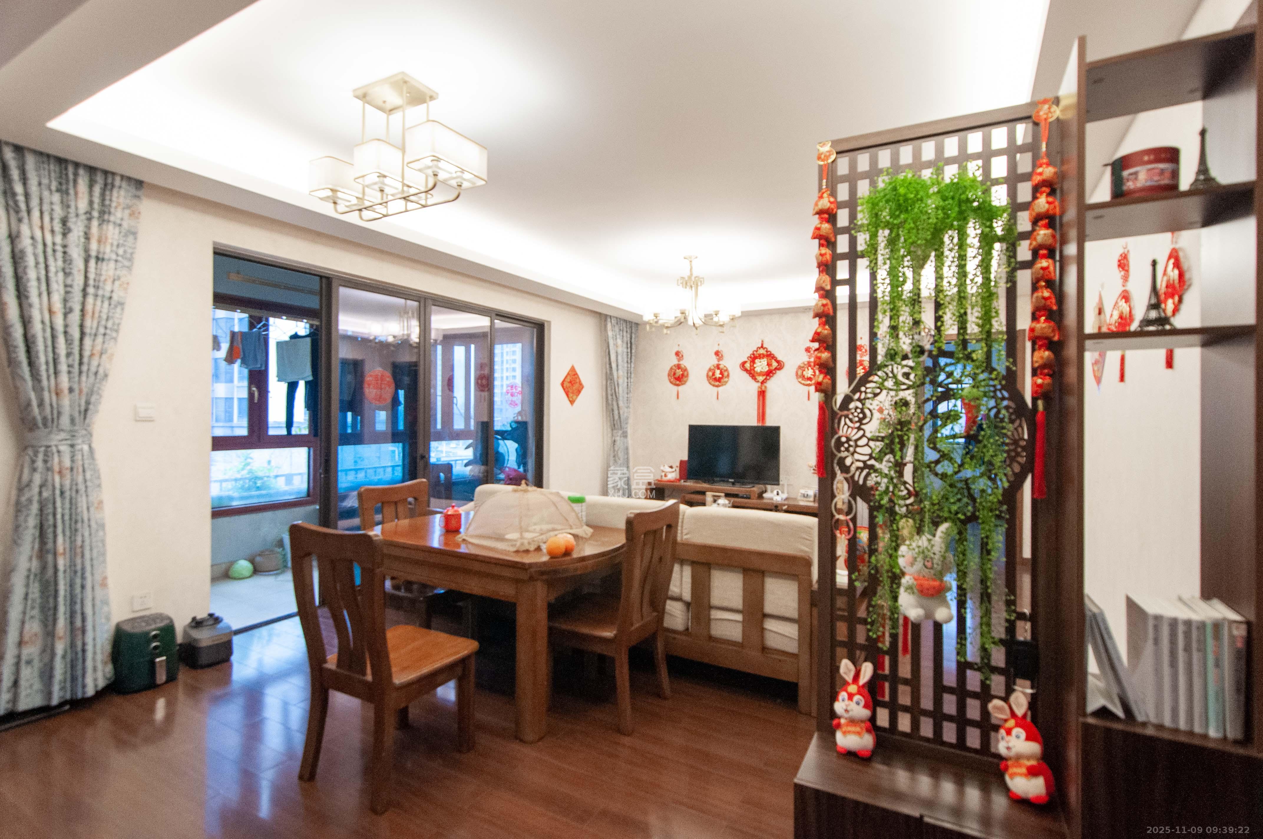 万科里梅溪郡 3室2厅2卫 192.0万 万科里梅溪郡 3室2厅2卫 192.0万客厅