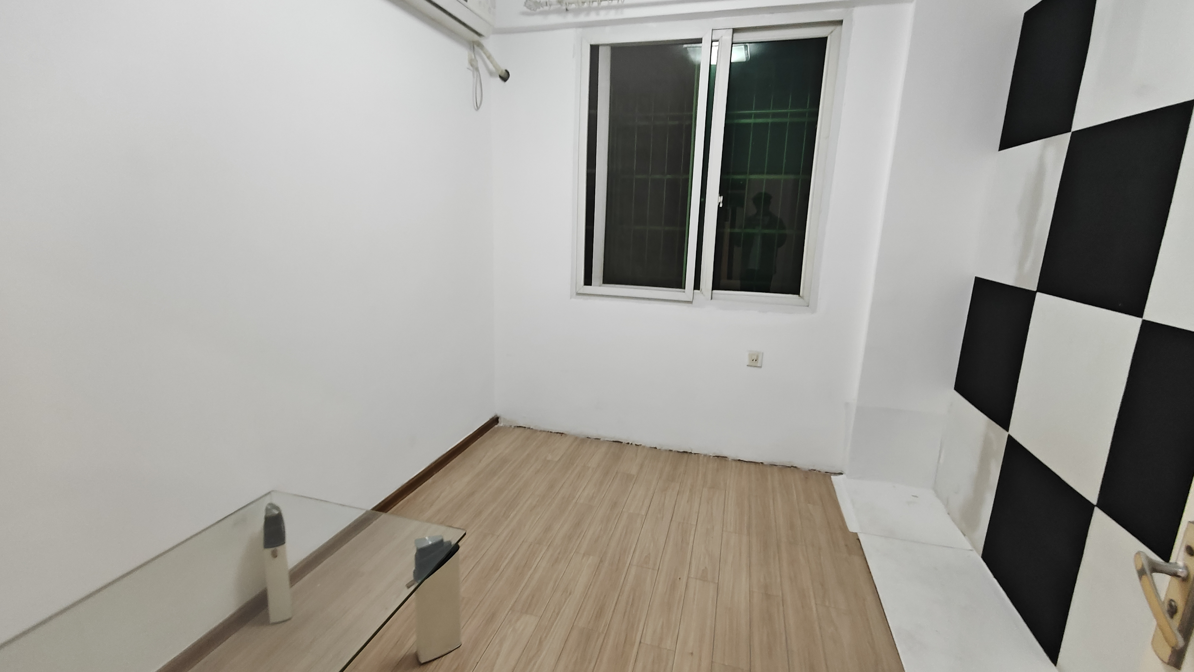 龙泉国际 4室2厅1卫 2200.0元/月 龙泉国际 4室2厅1卫 2200.0元/月室内图