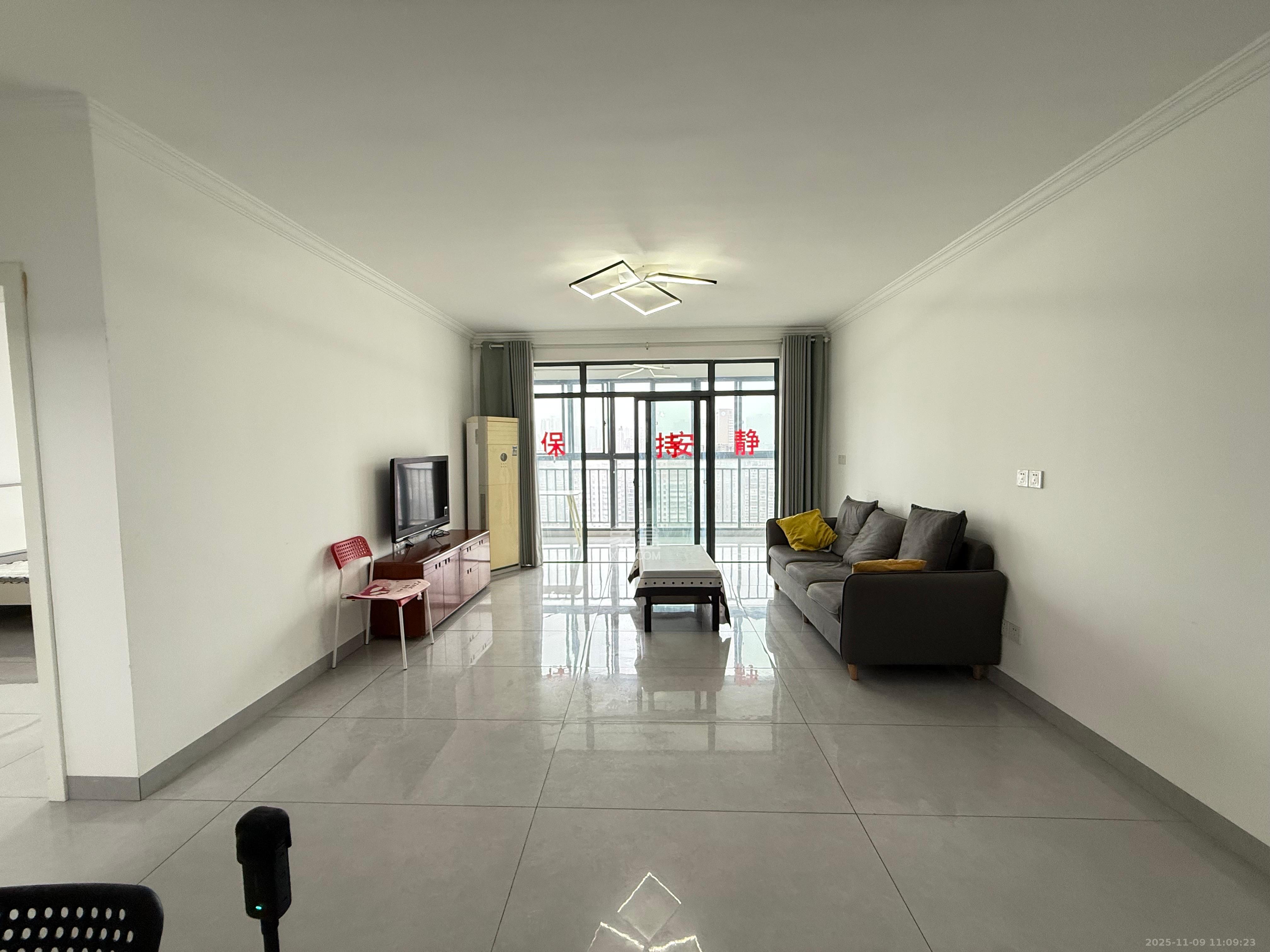 君庭金福苑 1室1厅1卫 2600.0元/月 君庭金福苑 1室1厅1卫 2600.0元/月室内图