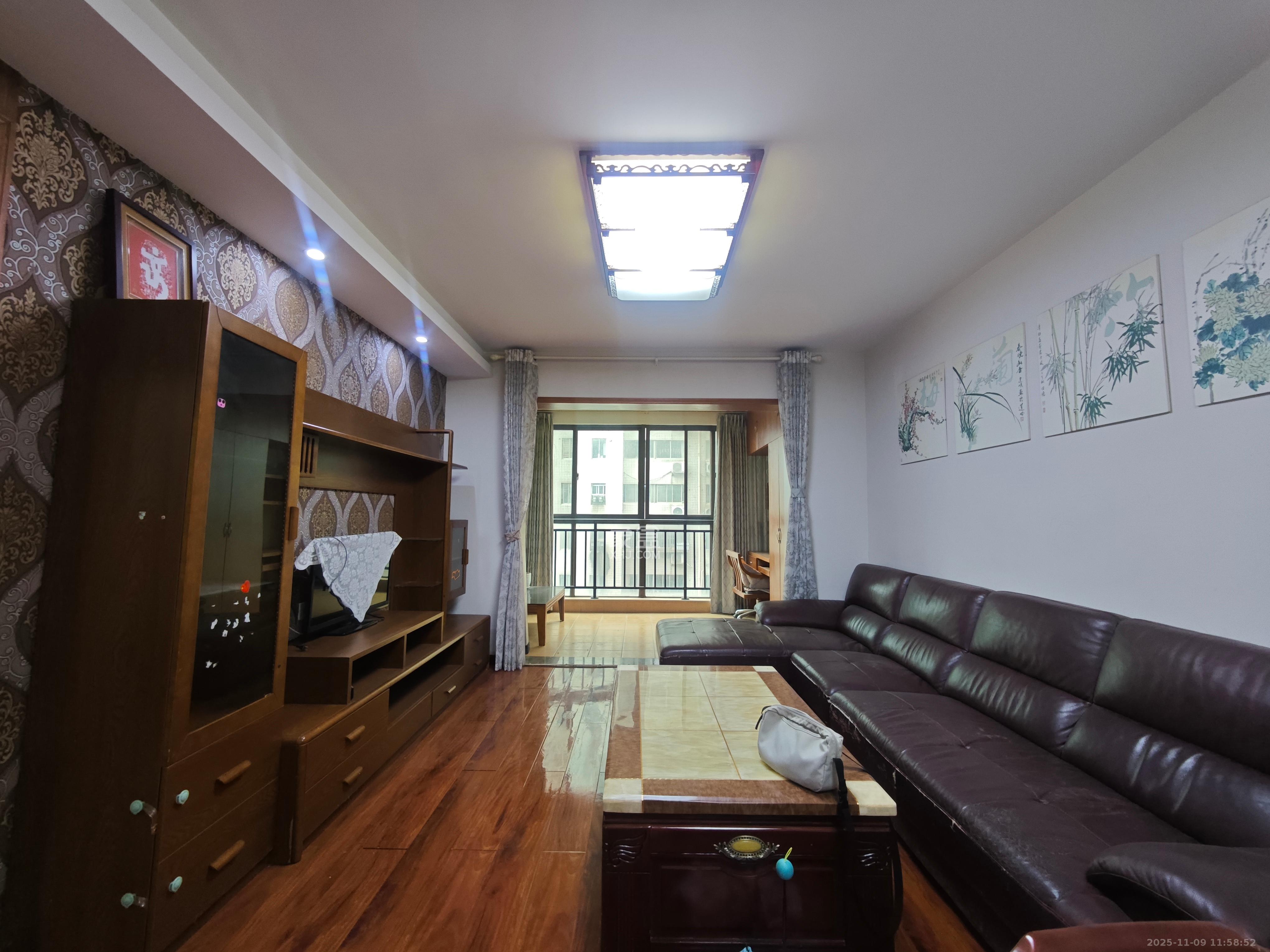 祥瑞家园  3室2厅1卫    4000.0元/月