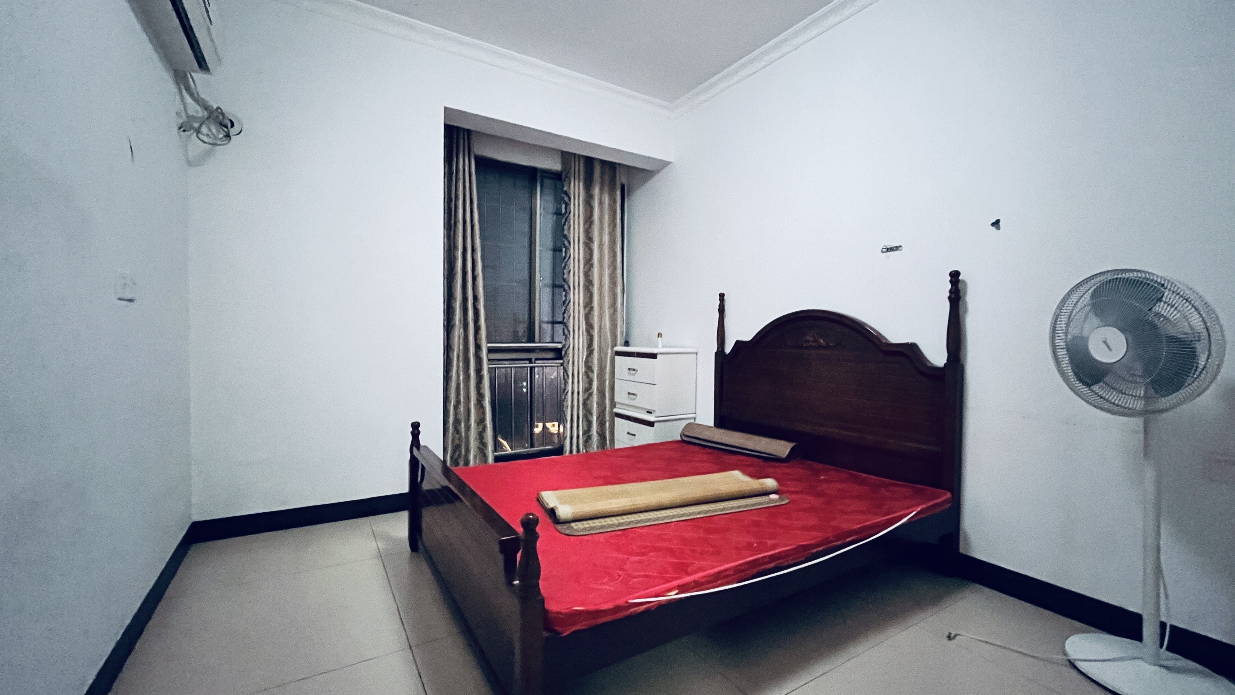 香格里拉  2室2厅1卫    39.0万卧室