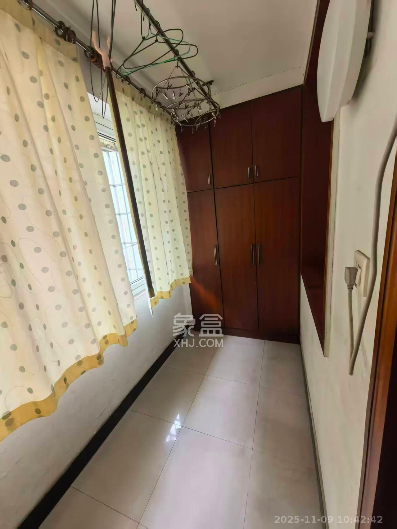 望江公寓 2室1厅1卫 1600.0元/月 望江公寓 2室1厅1卫 1600.0元/月室内图