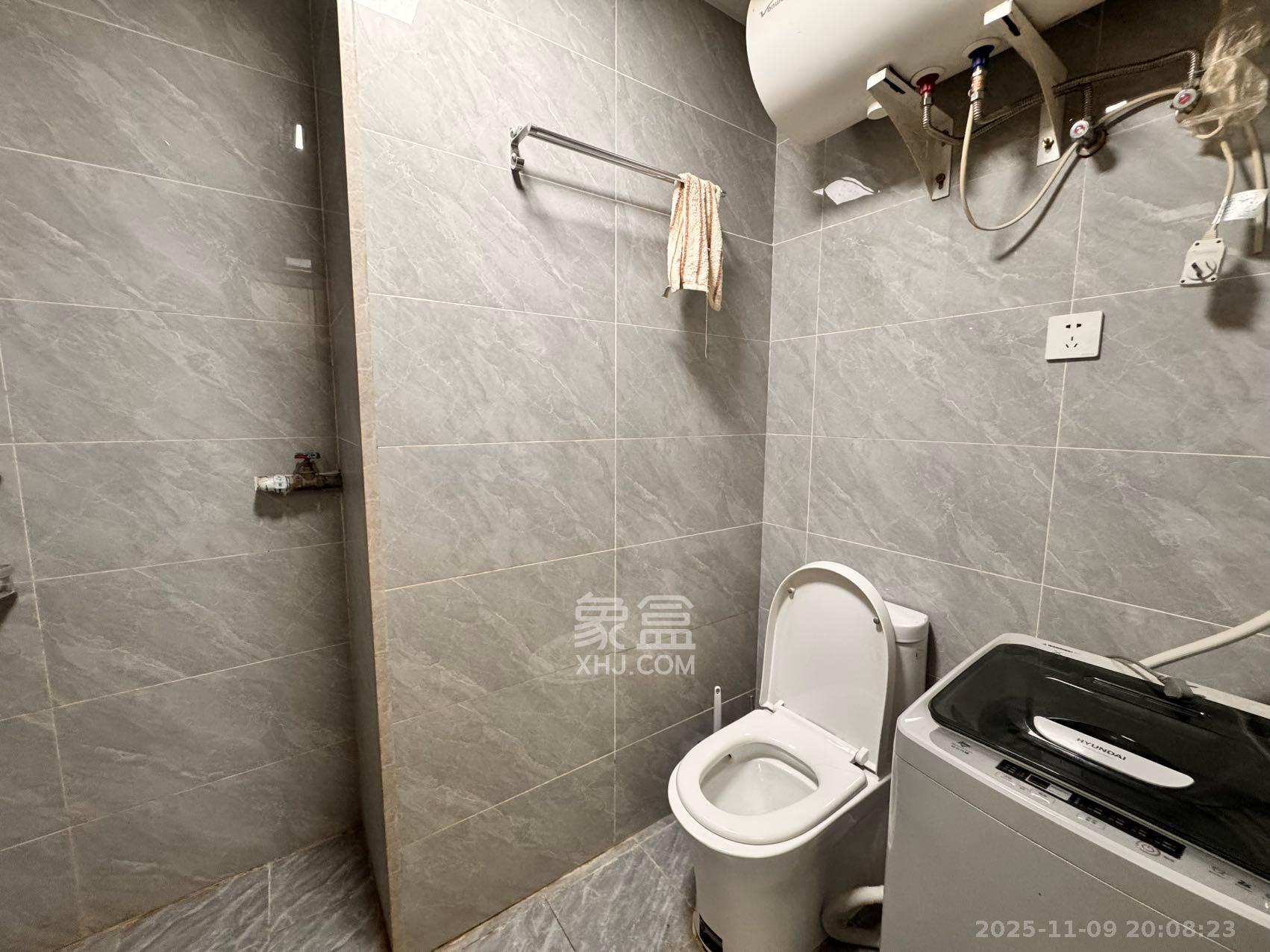 荣悦台  1室1厅1卫    2000.0元/月室内图