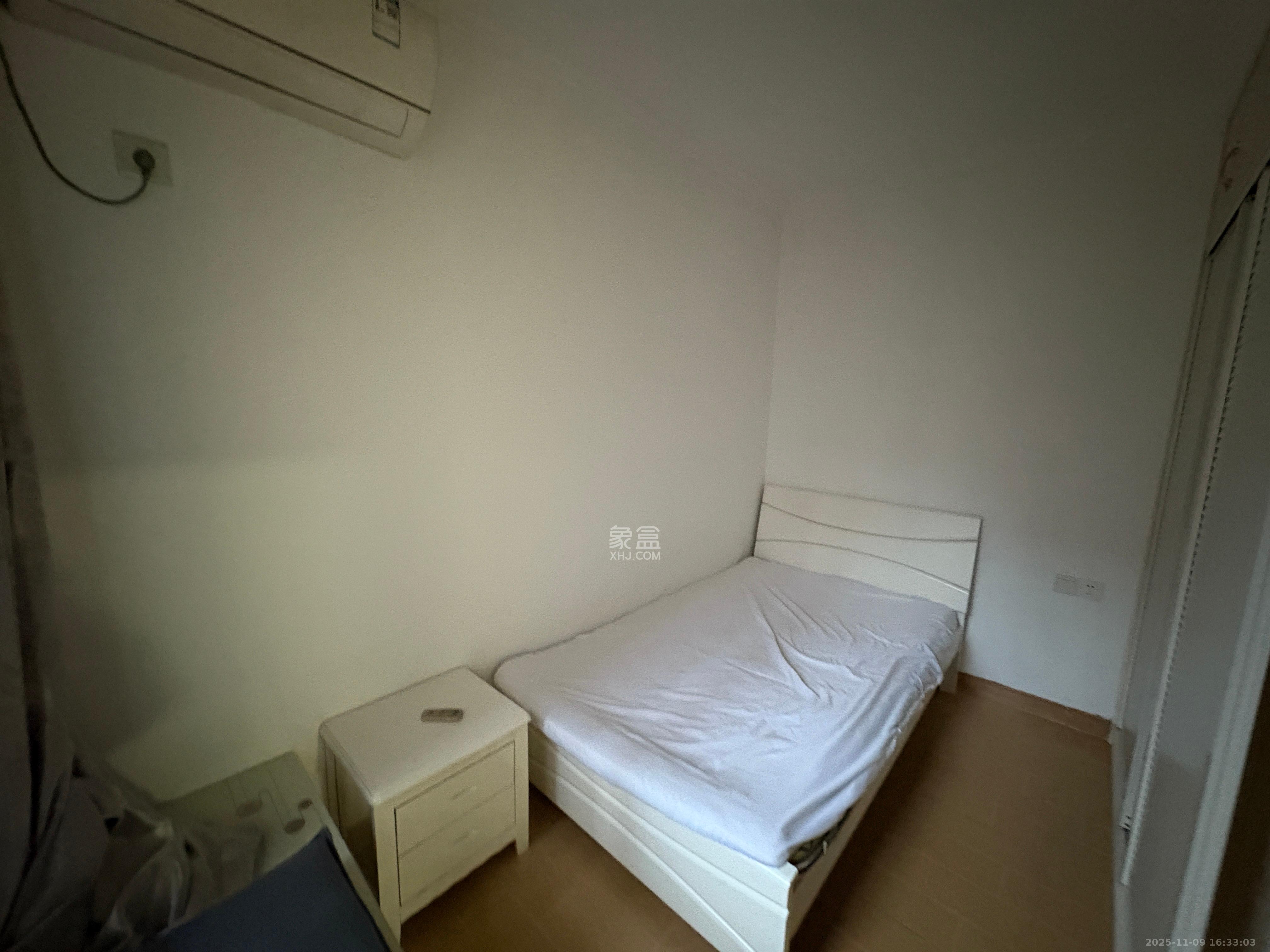 东宜兰园  1室1厅1卫    1900.0元/月室内图