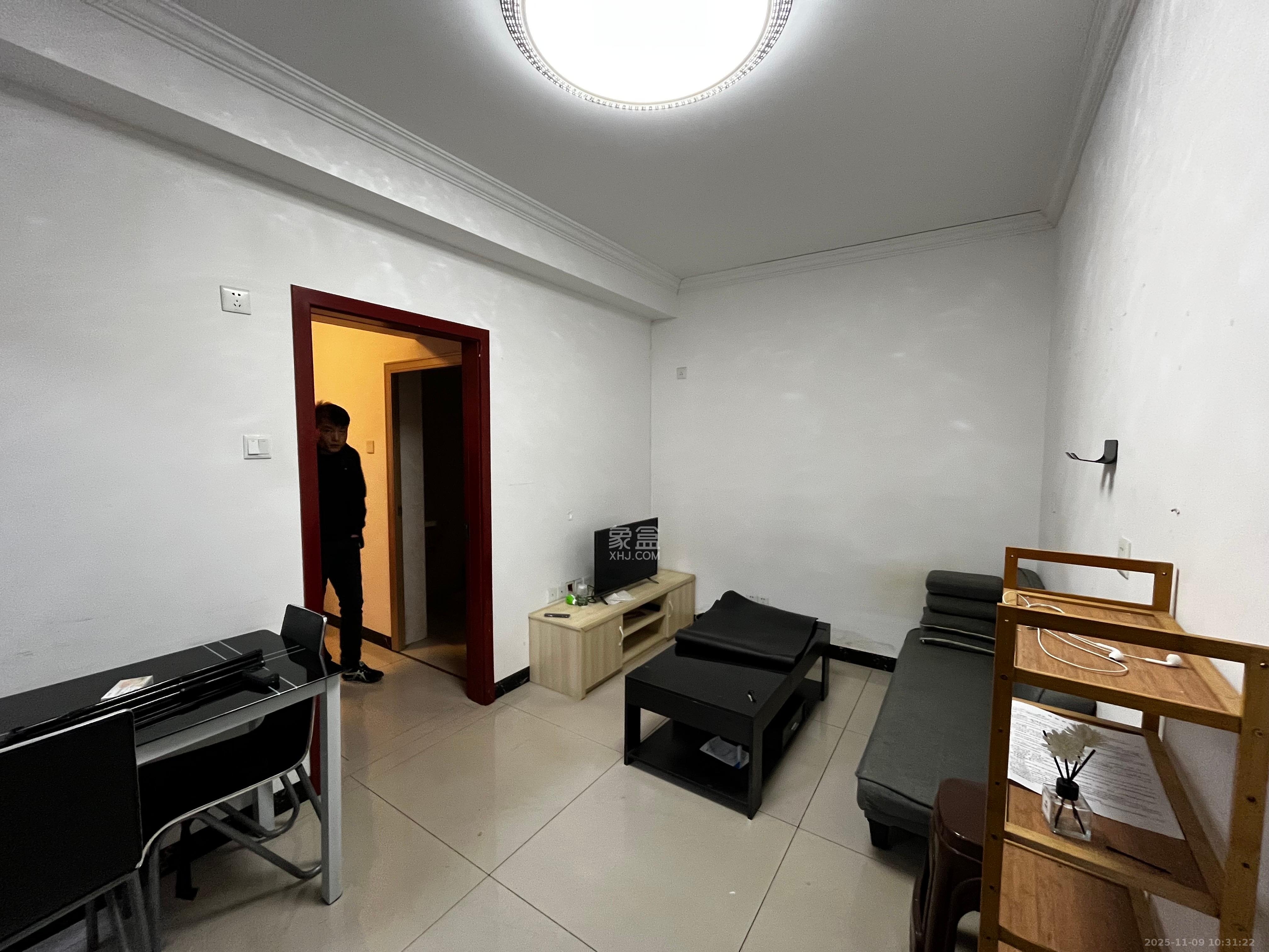 桥头家苑一期  1室1厅1卫    1200.0元/月