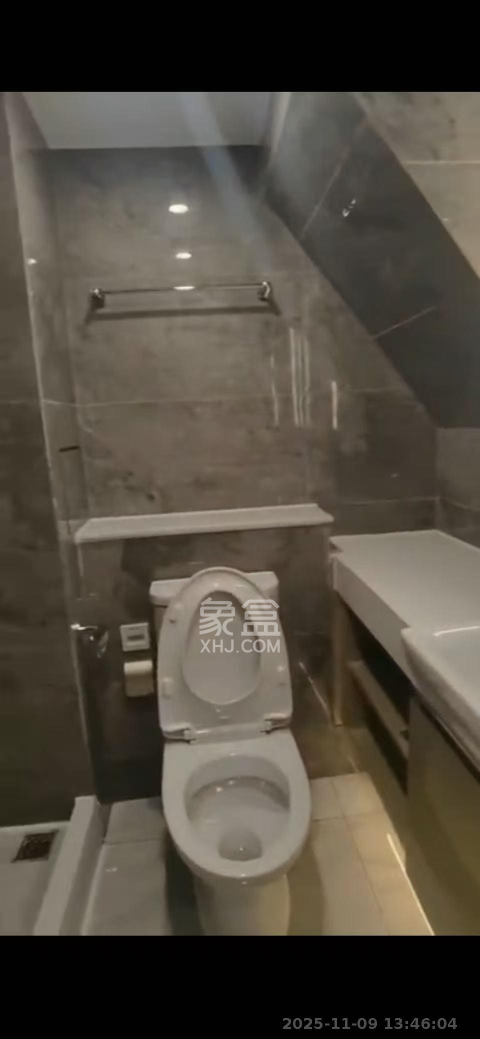 华远华时代  2室1厅1卫    3200.0元/月室内图