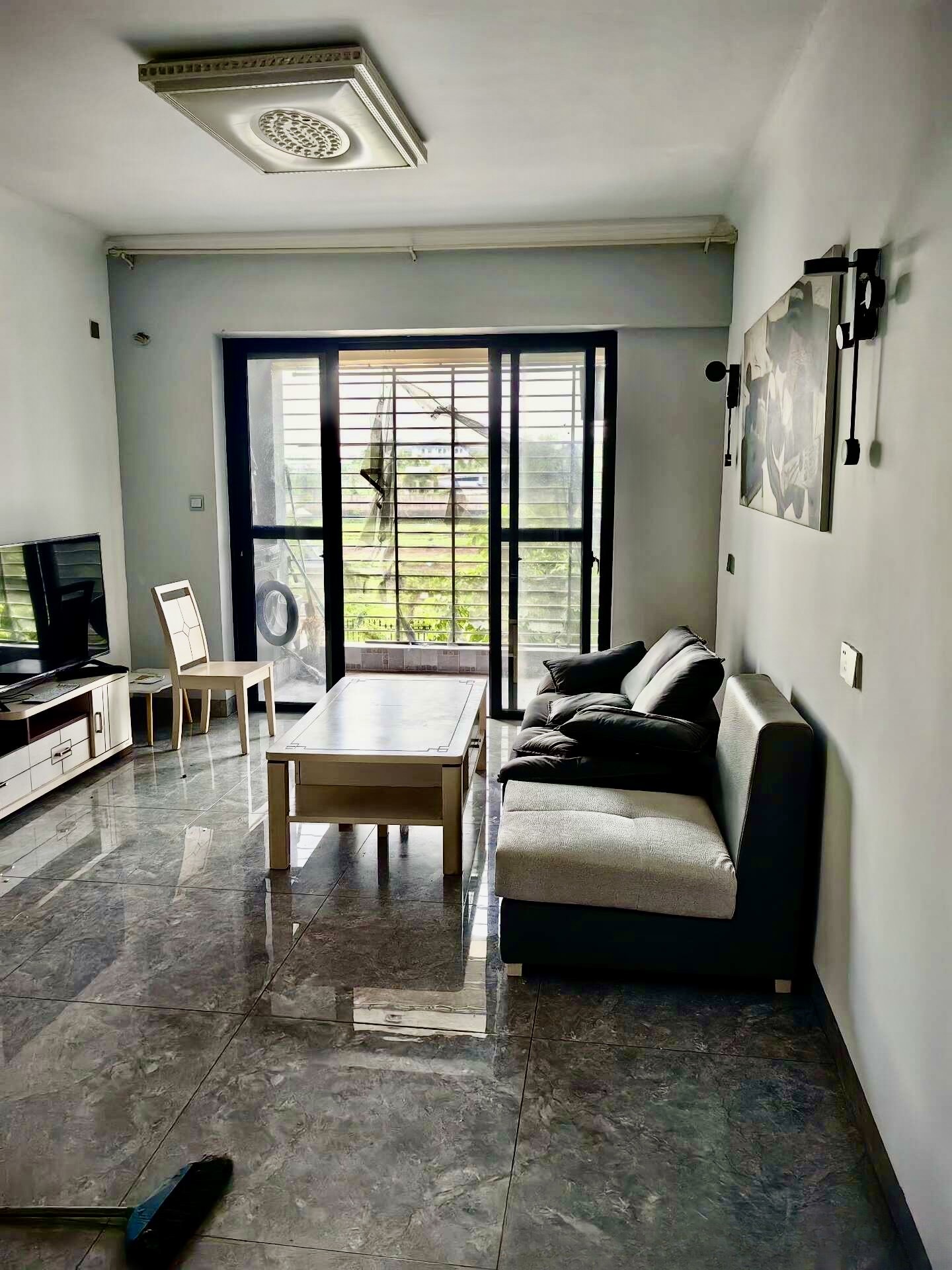 香江豪庭 2室1厅1卫 1800.0元/月 香江豪庭 2室1厅1卫 1800.0元/月户型图