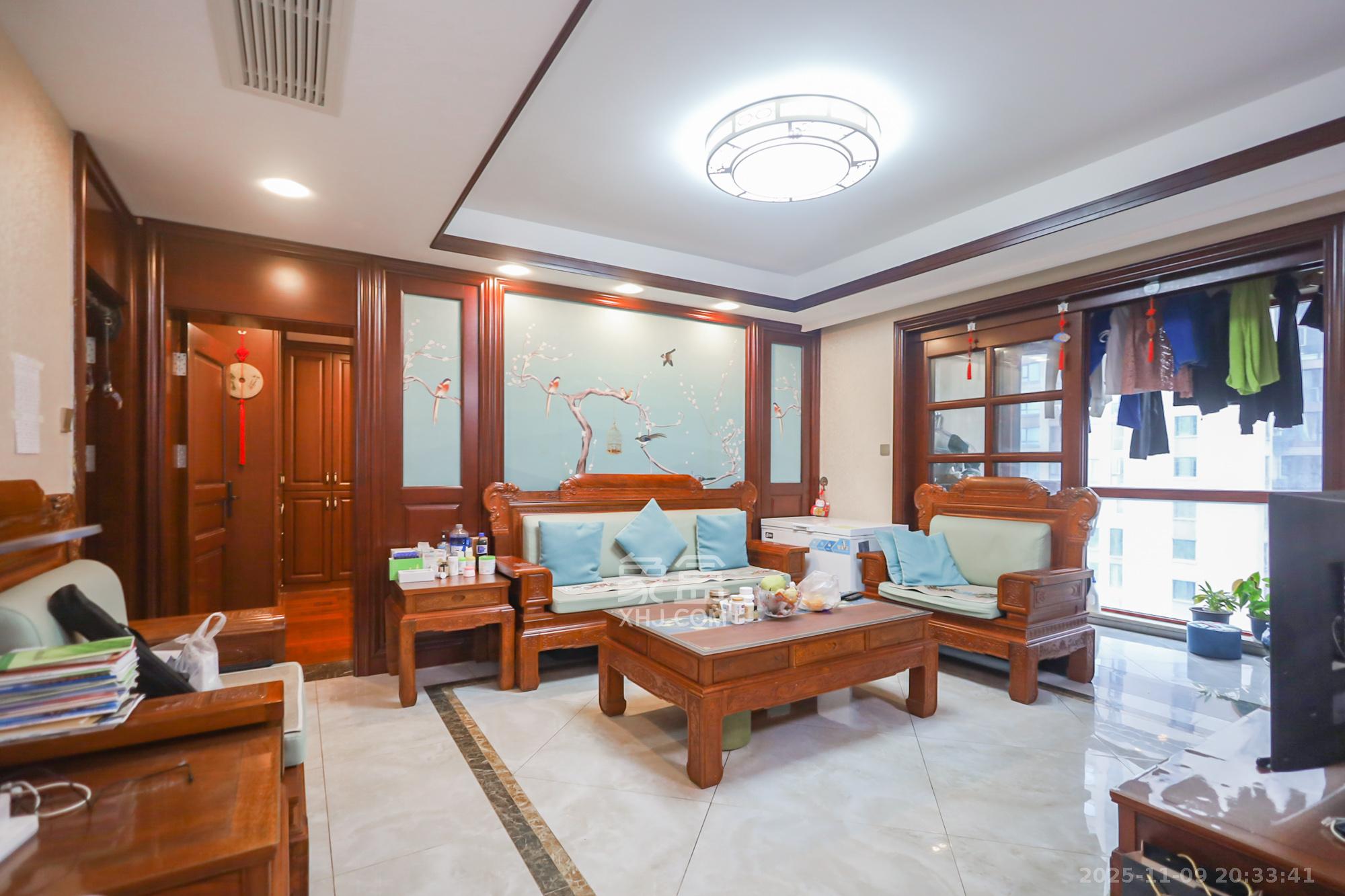 世茂外滩里（世茂铂翠湾三期）  4室2厅2卫    245.0万