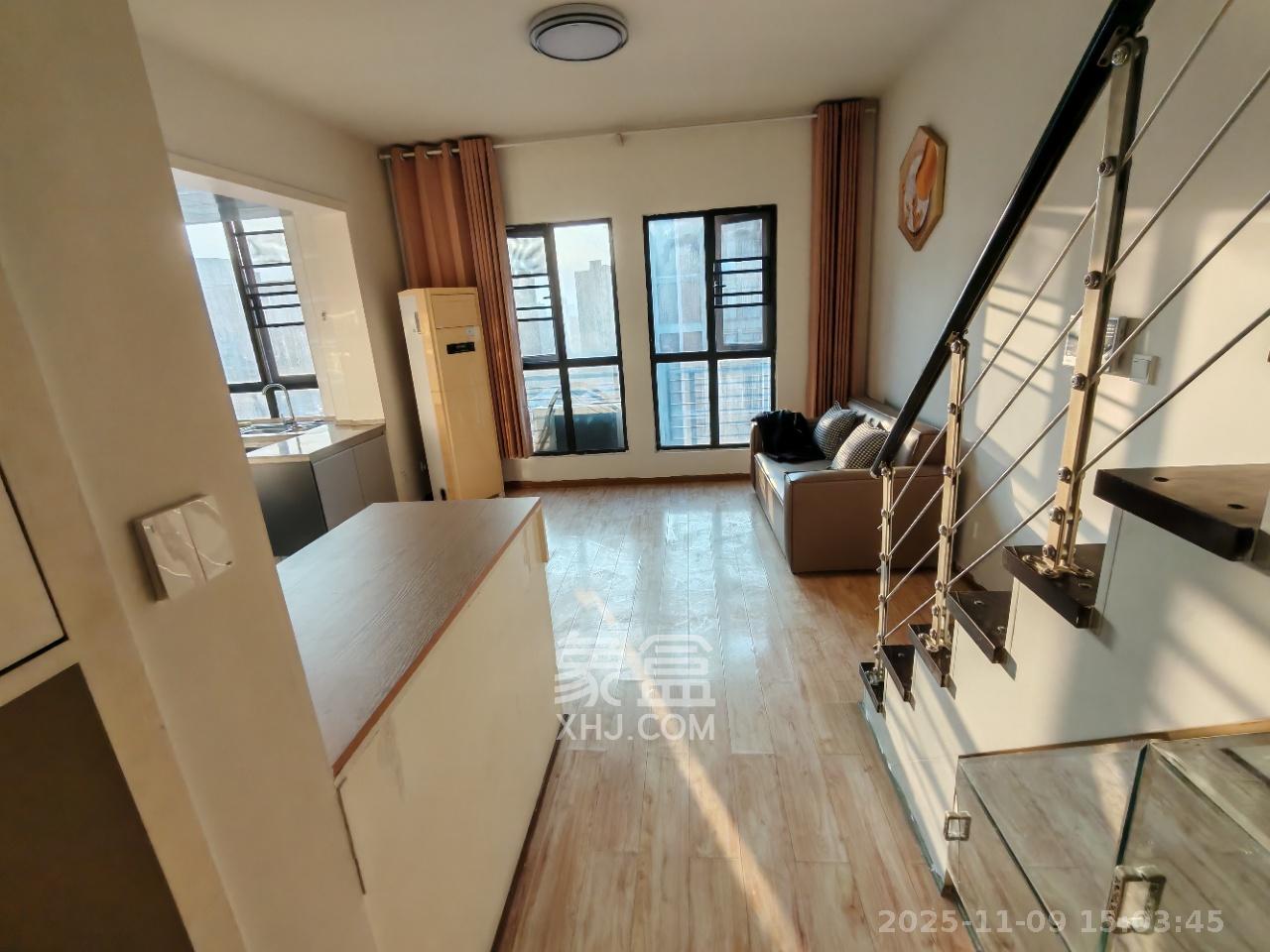 郡原广场 1室1厅1卫 1800.0元/月 郡原广场 1室1厅1卫 1800.0元/月室内图