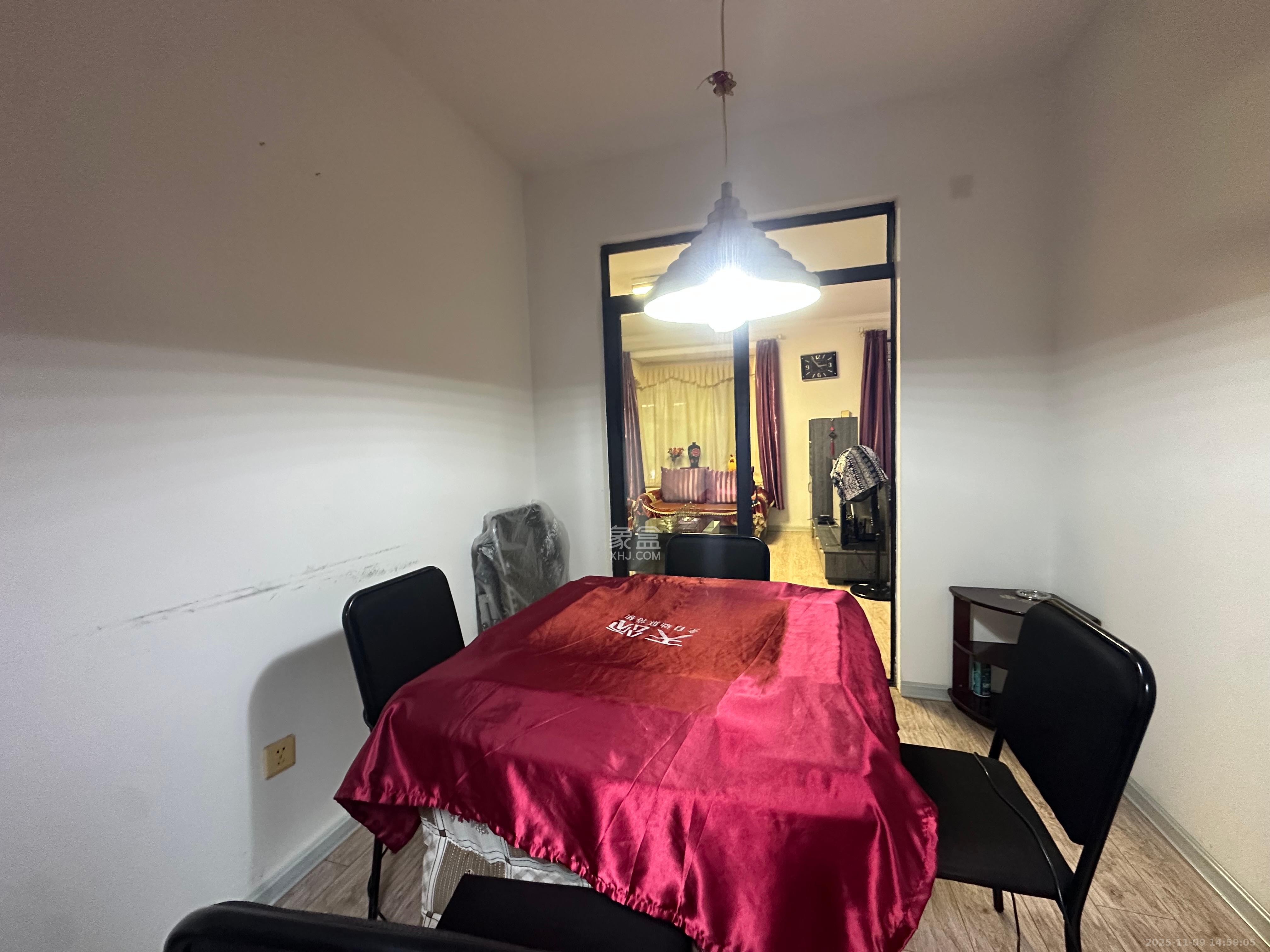 华润凤凰城一期 3室2厅1卫 1900.0元/月 华润凤凰城一期 3室2厅1卫 1900.0元/月室内图