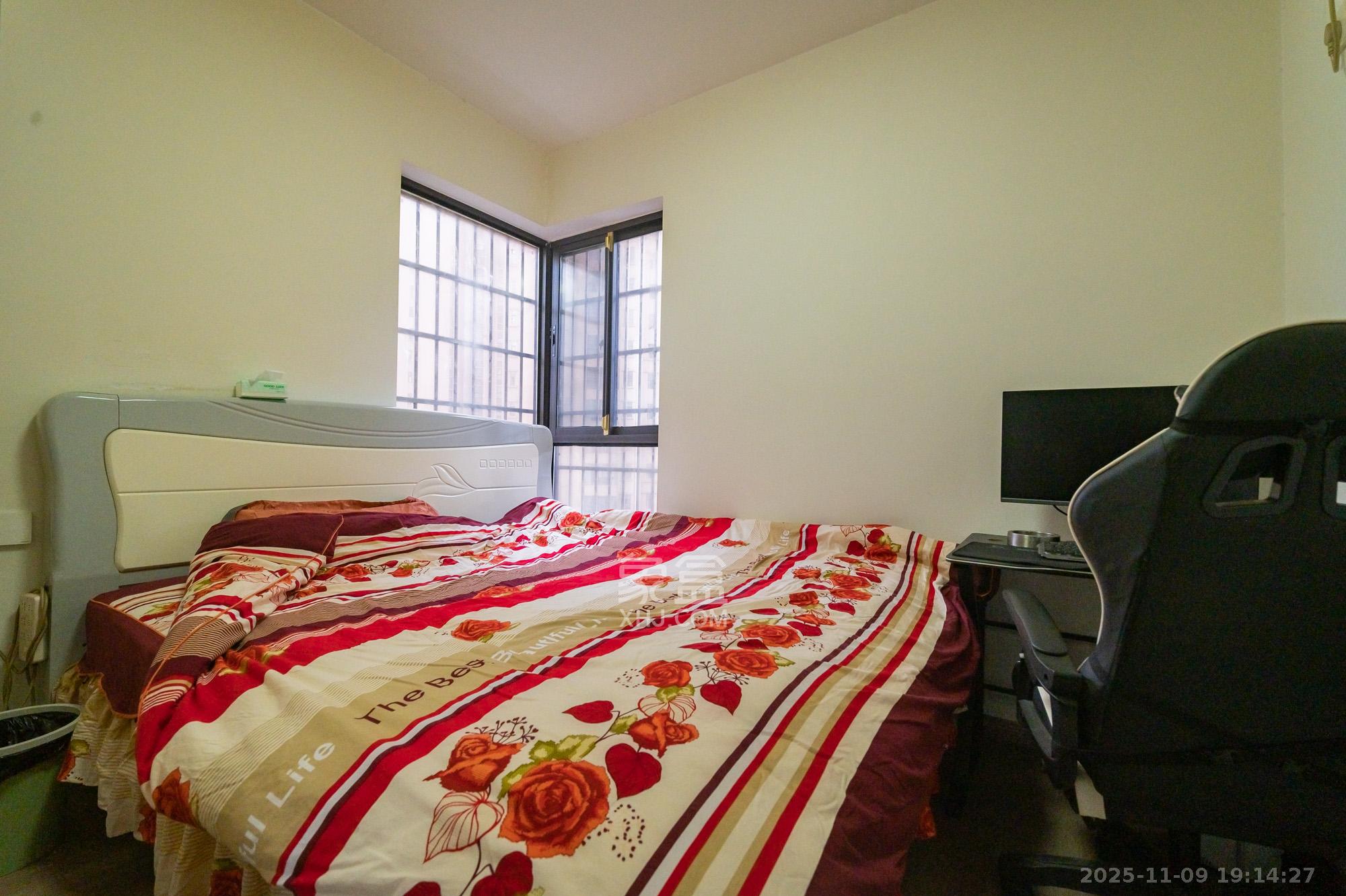 东方航标 2室1厅1卫 38.0万 东方航标 2室1厅1卫 38.0万卧室