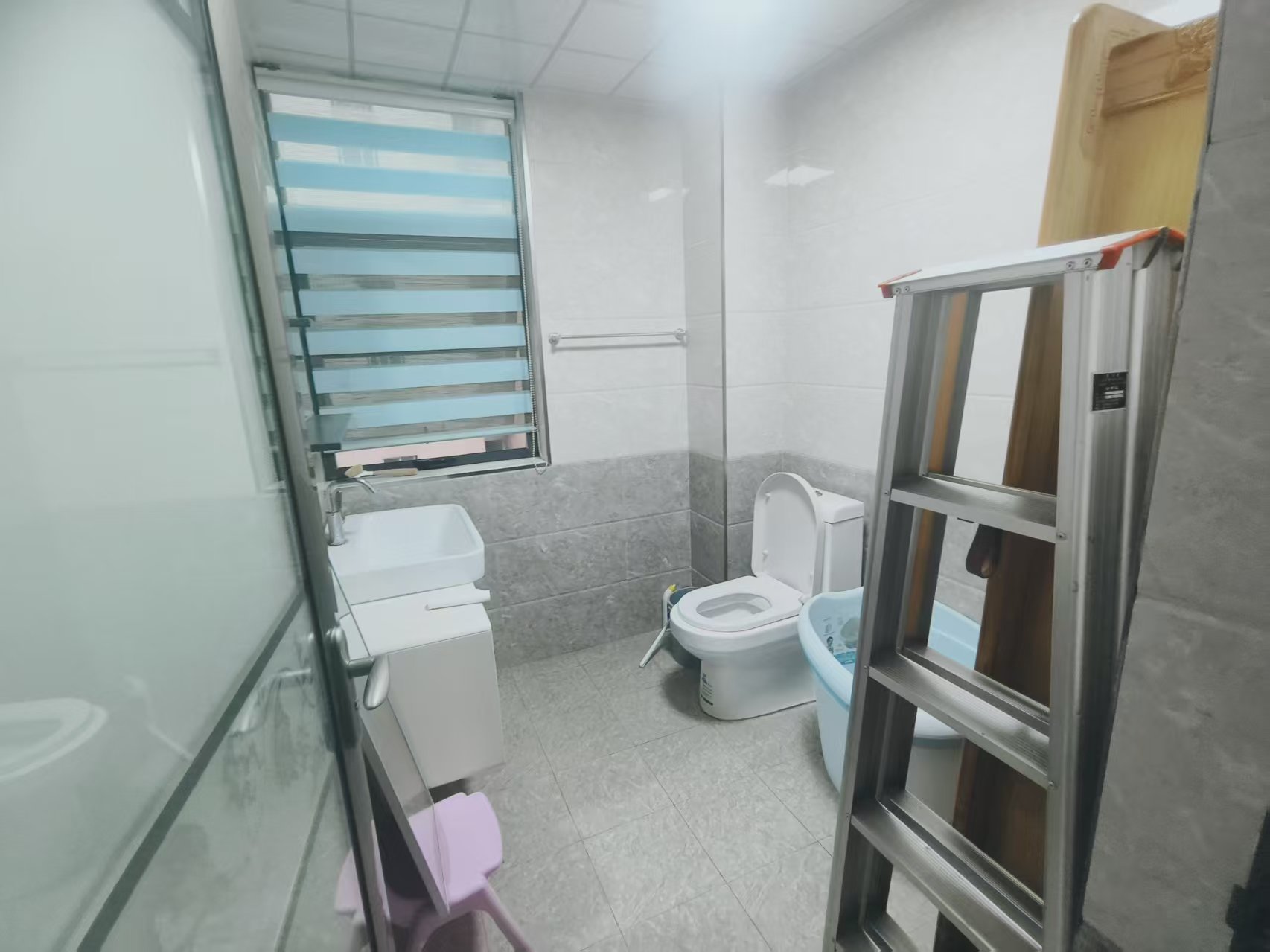 鹏利广场  3室2厅1卫    2200.0元/月室内图