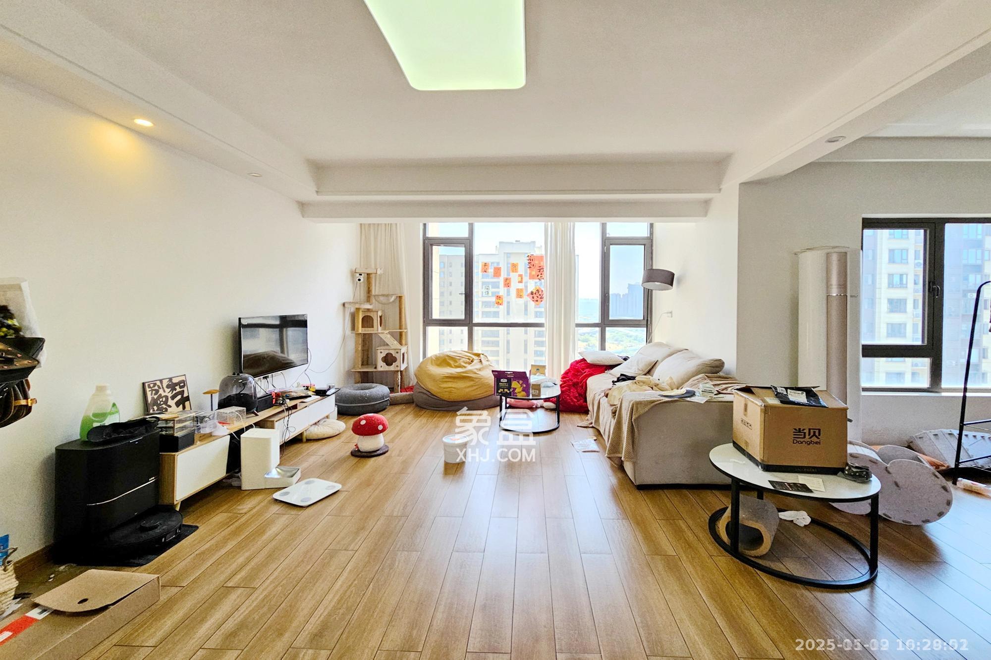 阳光城尚东湾蓝莓苑  4室2厅2卫    3500.0元/月室内图