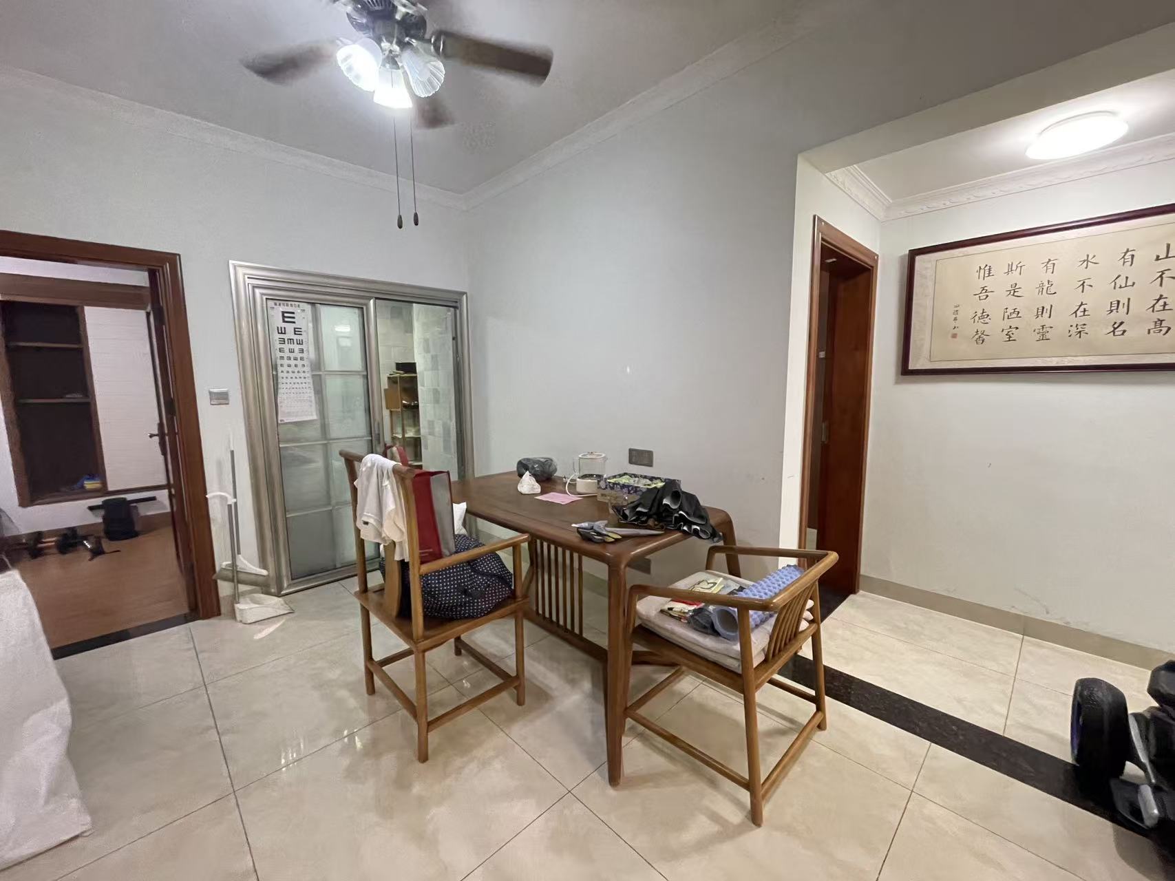 汇水湾  3室2厅2卫    2600.0元/月室内图