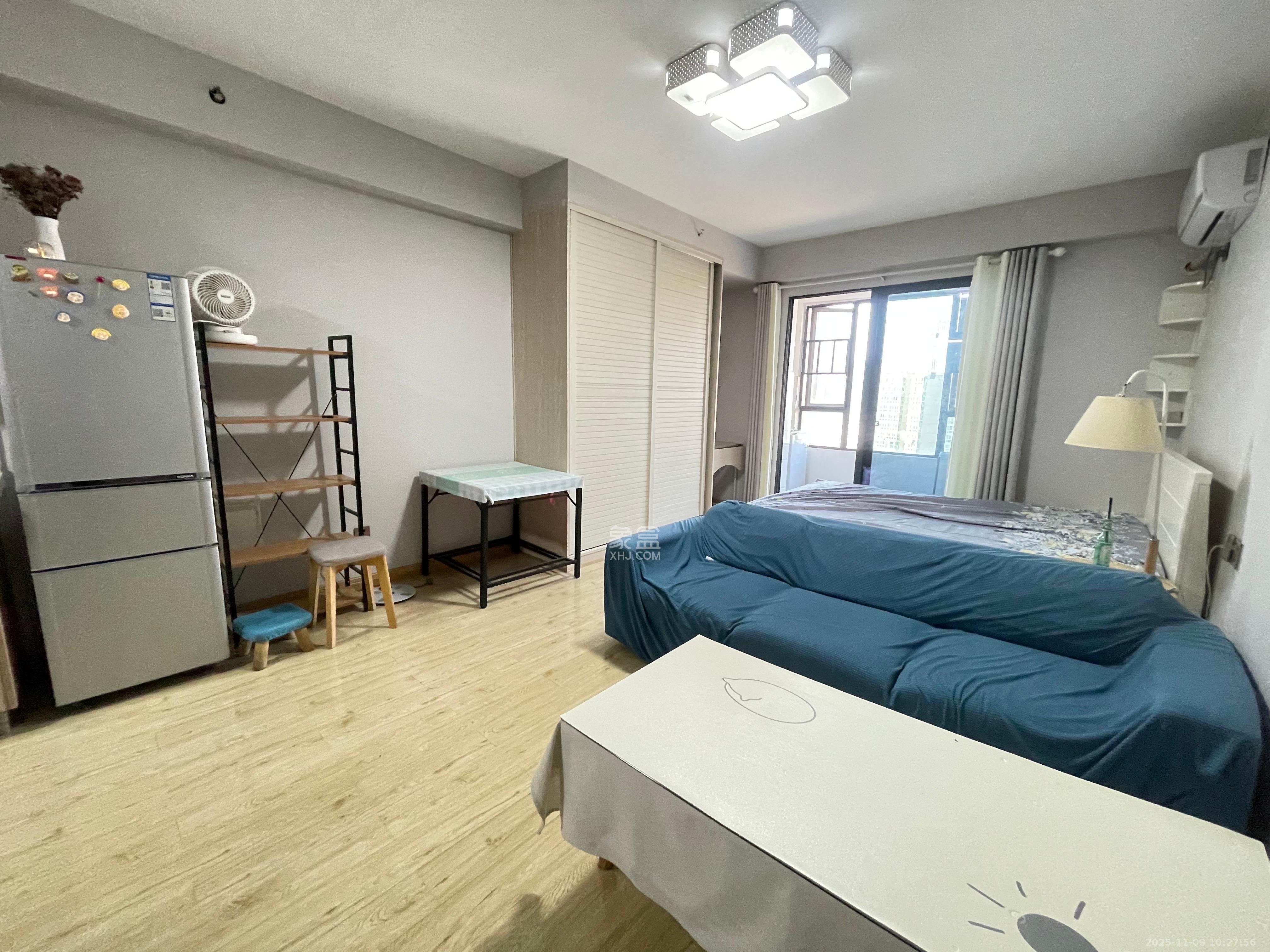 天鸿天府(天鸿中央大院) 1室1厅1卫 1700.0元/月 天鸿天府(天鸿中央大院) 1室1厅1卫 1700.0元/月室内图