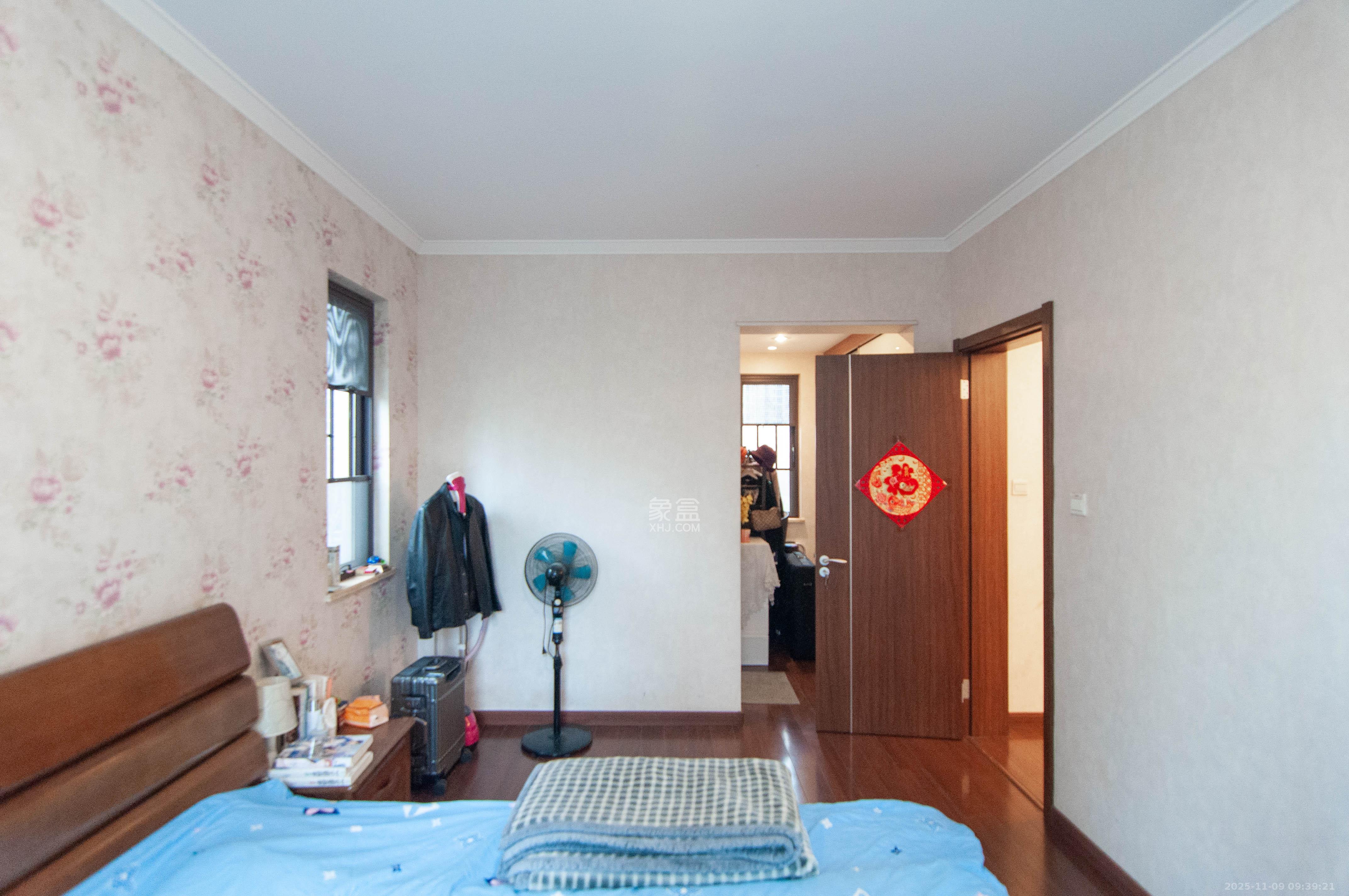 万科里梅溪郡  3室2厅2卫    192.0万其他