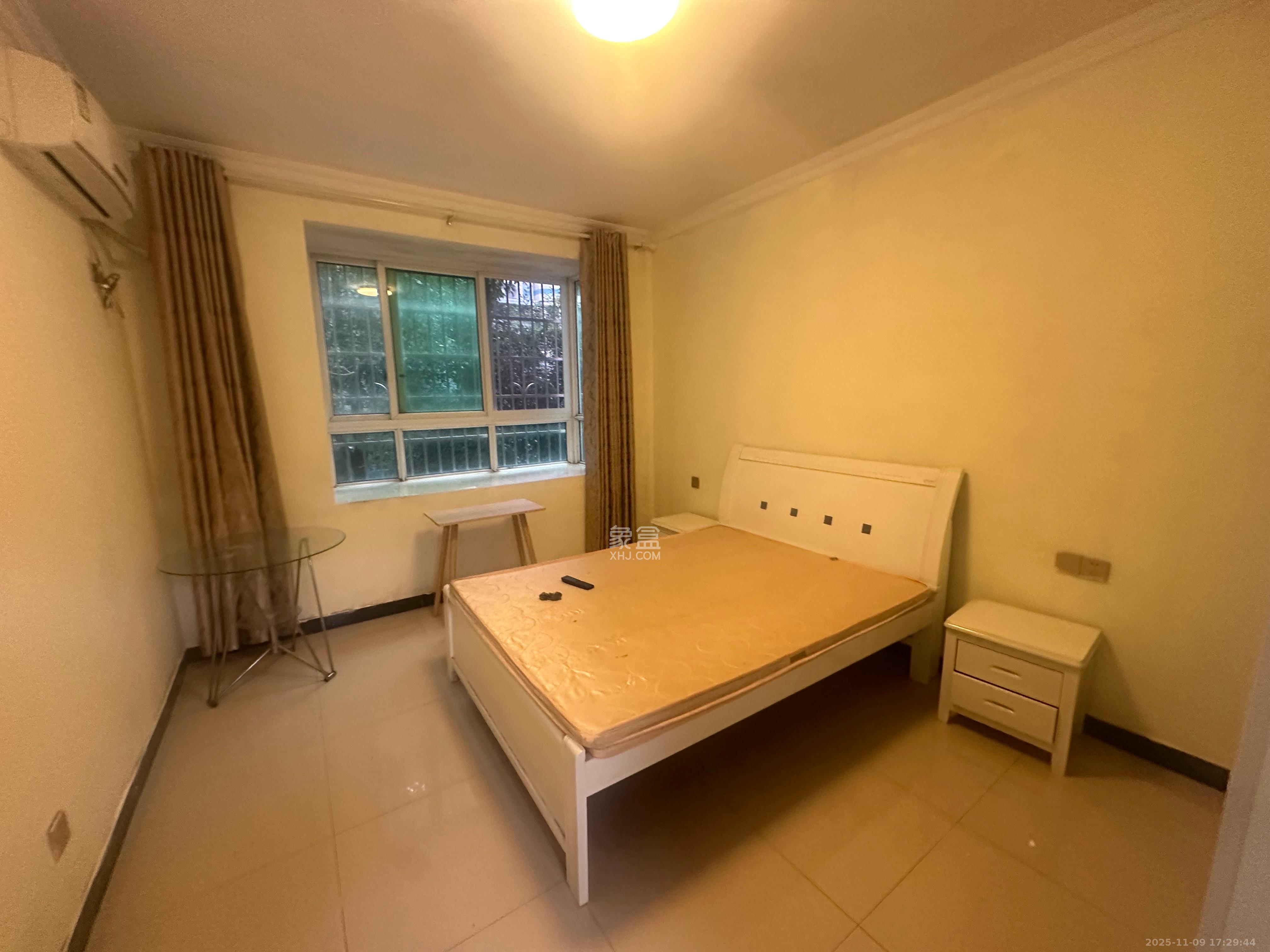 欣胜园  1室1厅1卫    1500.0元/月