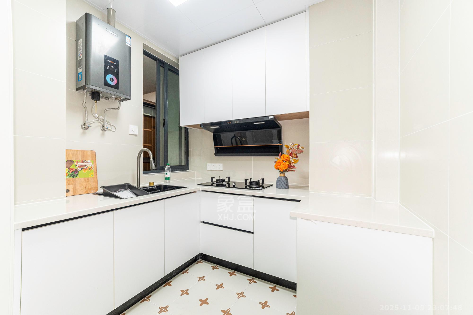 高林仕家 3室2厅1卫 59.8万 高林仕家 3室2厅1卫 59.8万厨房