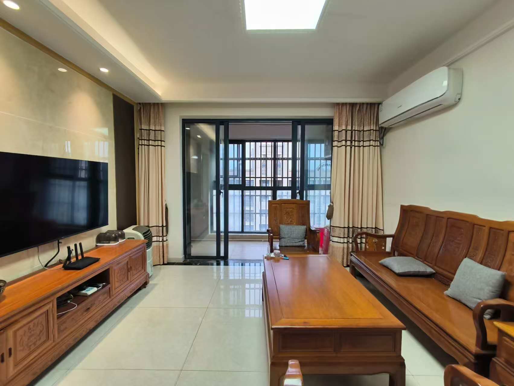 现代美居（喜盈门）  2室2厅1卫    2650.0元/月