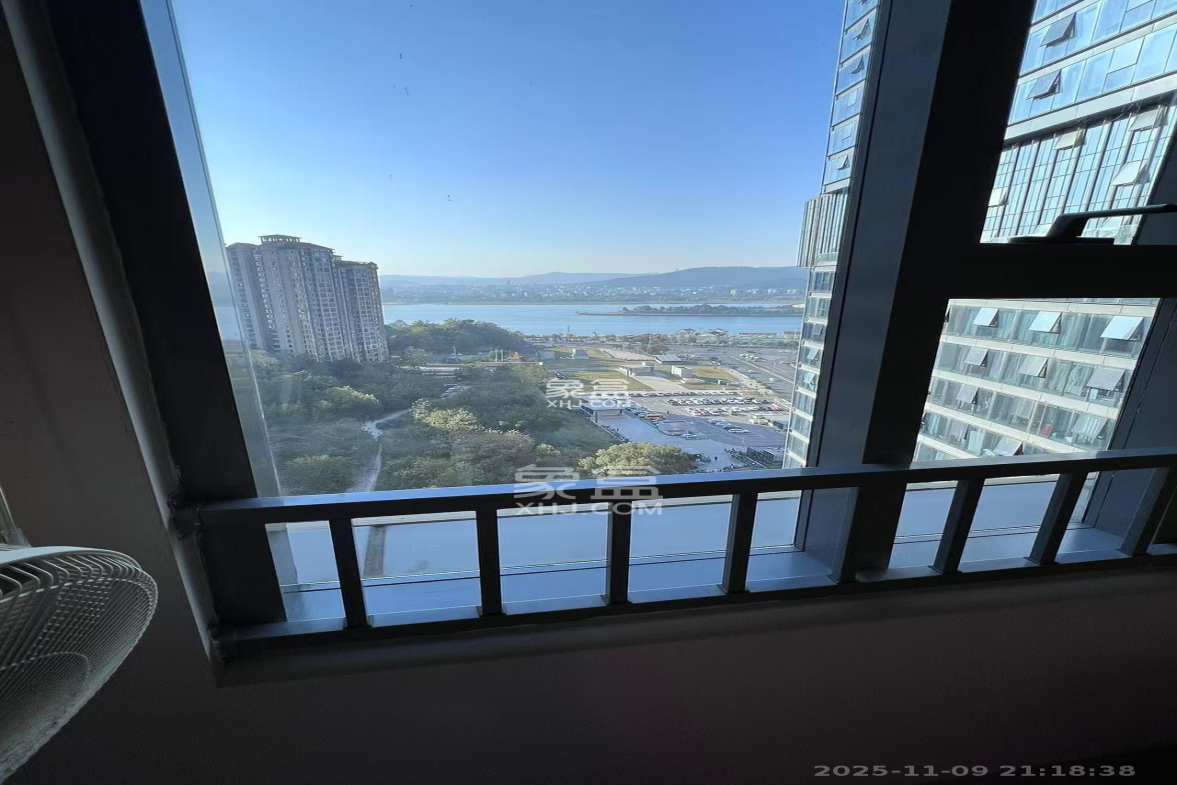 东怡外国(南湖一号) 1室1厅1卫 2400.0元/月 东怡外国(南湖一号) 1室1厅1卫 2400.0元/月室内图