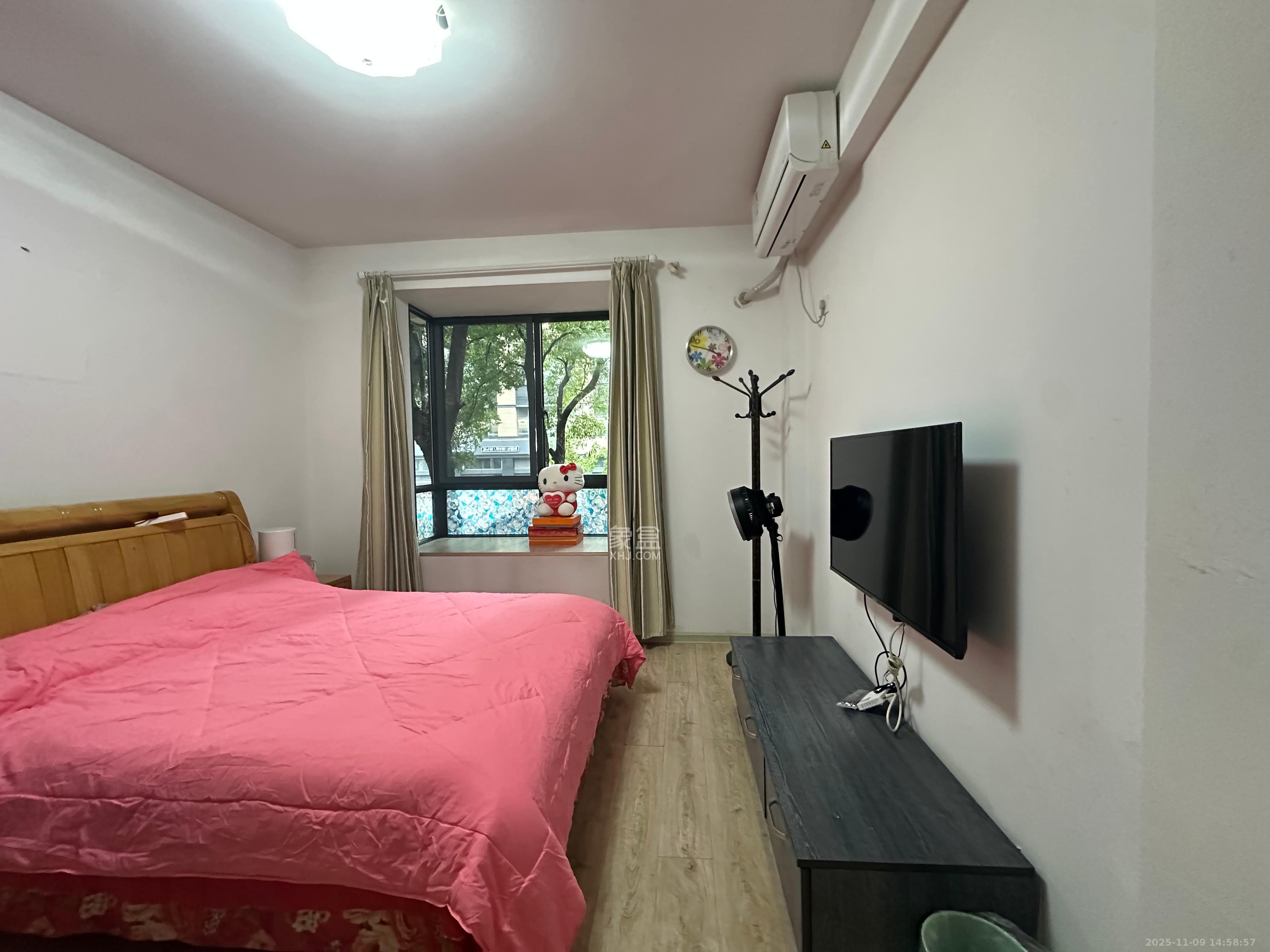 华润凤凰城一期 3室2厅1卫 1900.0元/月 华润凤凰城一期 3室2厅1卫 1900.0元/月室内图