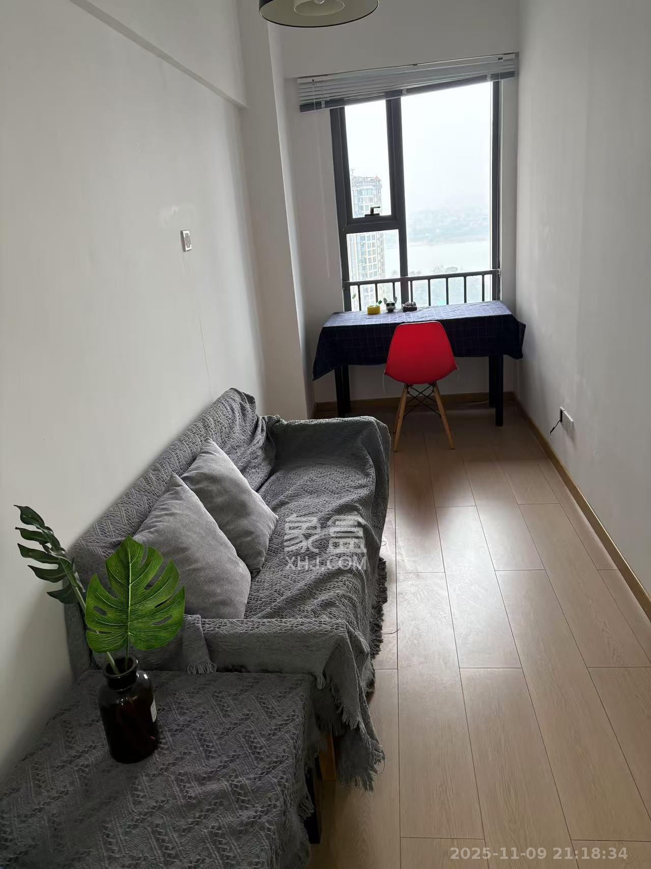 东怡外国(南湖一号) 1室1厅1卫 2400.0元/月 东怡外国(南湖一号) 1室1厅1卫 2400.0元/月室内图