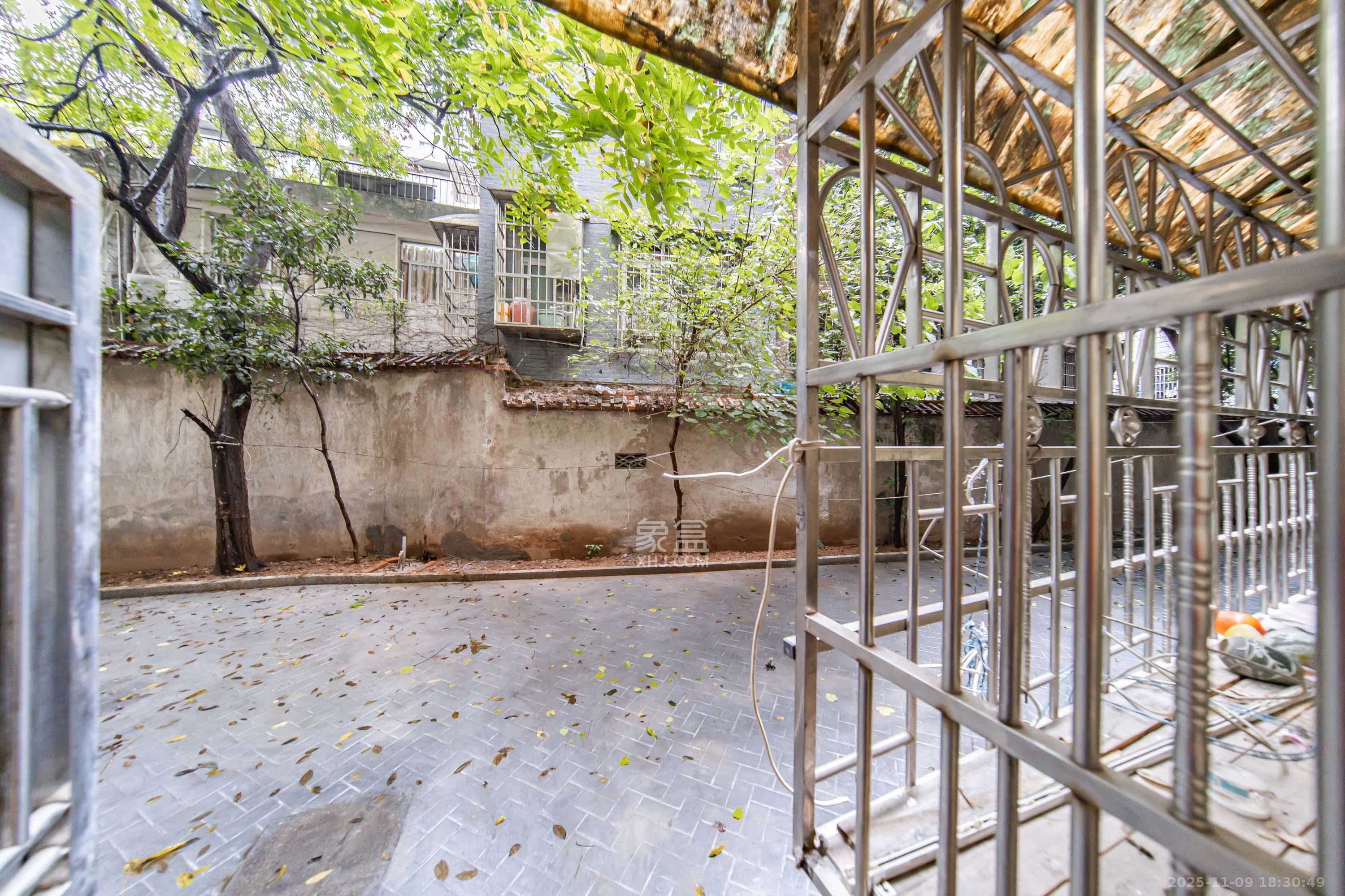 长沙师范教职工宿舍  2室1厅1卫    62.0万其他