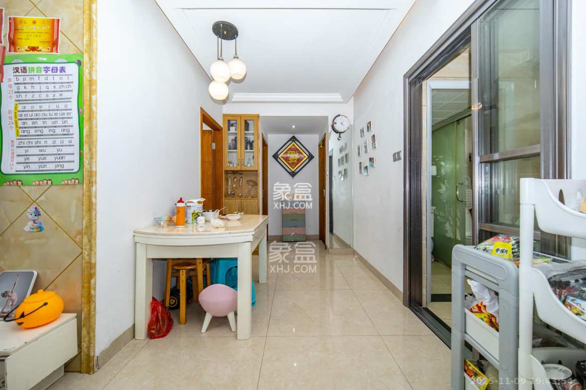 恒广国际景园一二区 3室2厅1卫 68.0万 恒广国际景园一二区 3室2厅1卫 68.0万其他