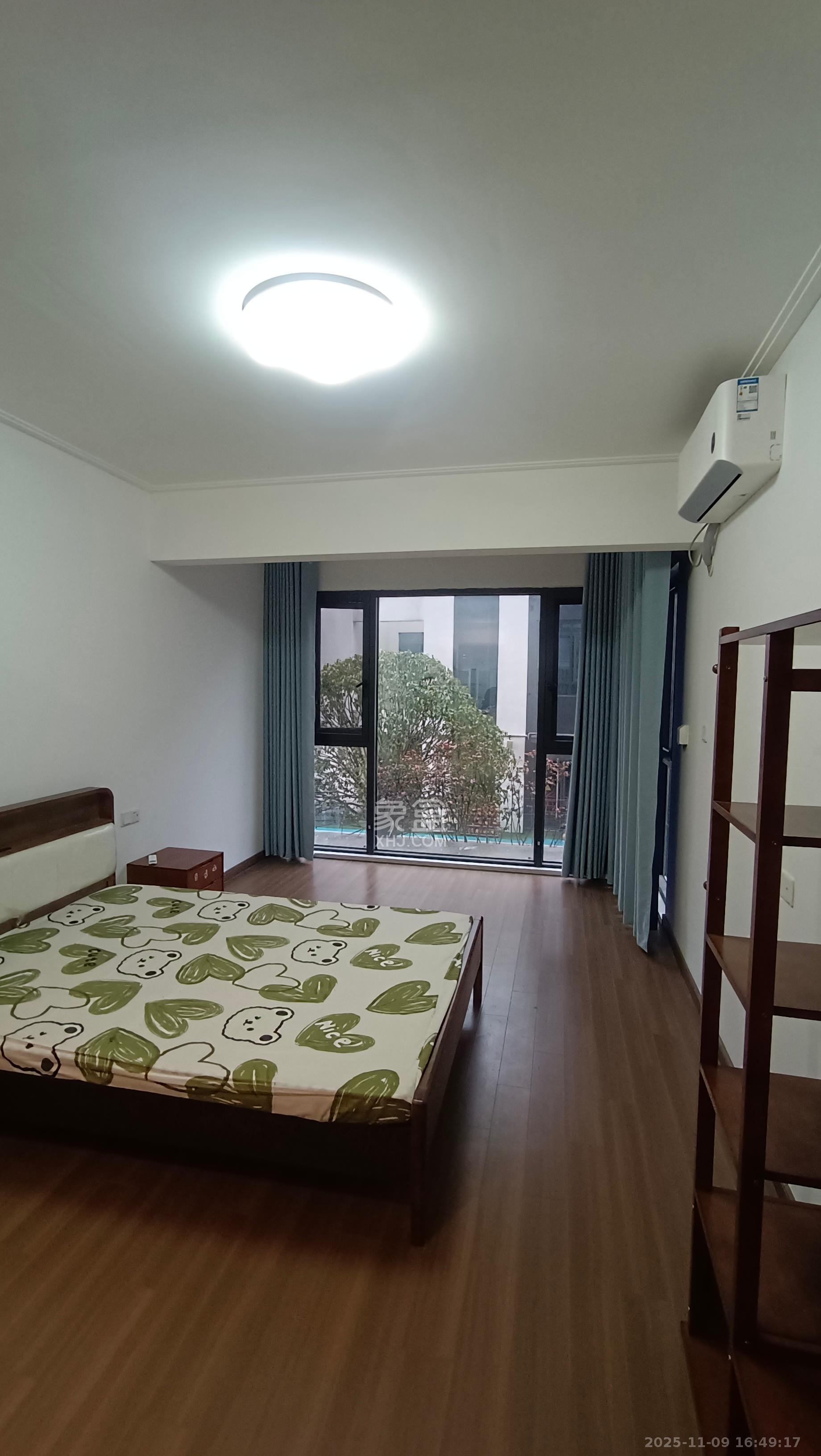 保利天汇  3室2厅1卫    3200.0元/月室内图