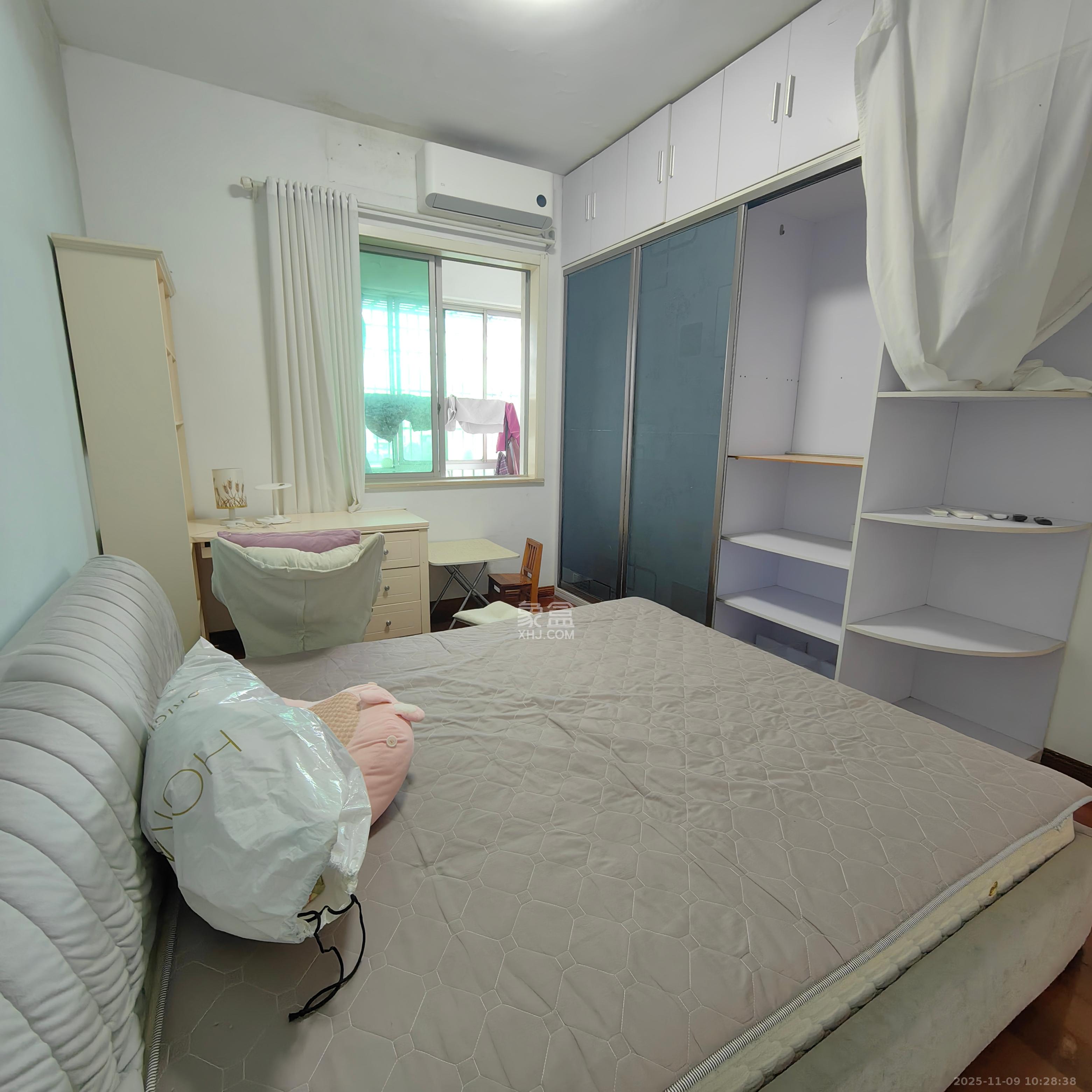 中南汽车世界 3室2厅1卫 1200.0元/月 中南汽车世界 3室2厅1卫 1200.0元/月室内图