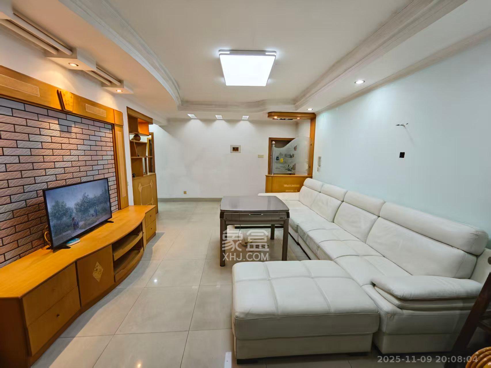 咸嘉新村嘉明苑  3室2厅2卫    2200.0元/月室内图