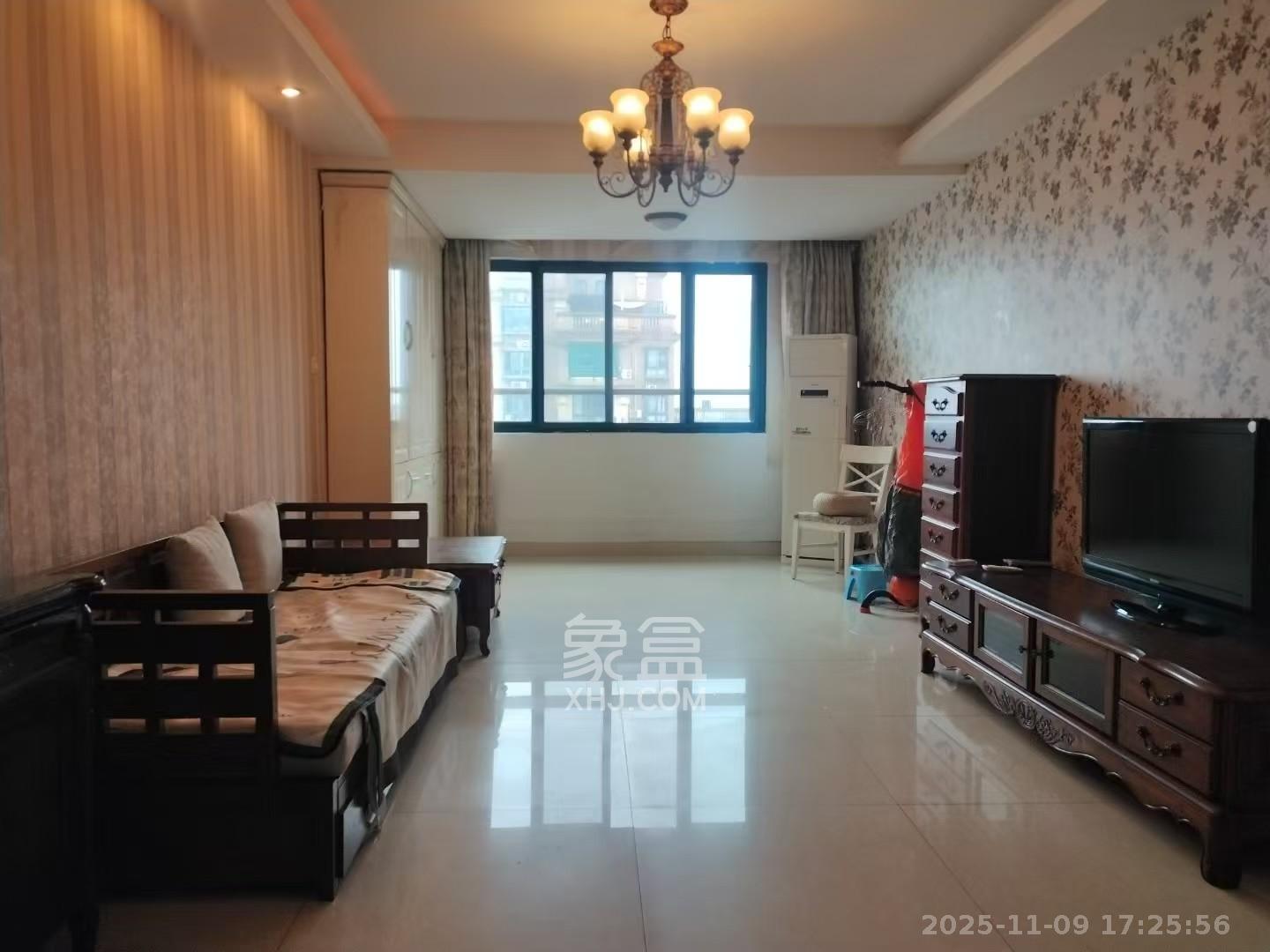 东玺门  2室2厅1卫    2300.0元/月