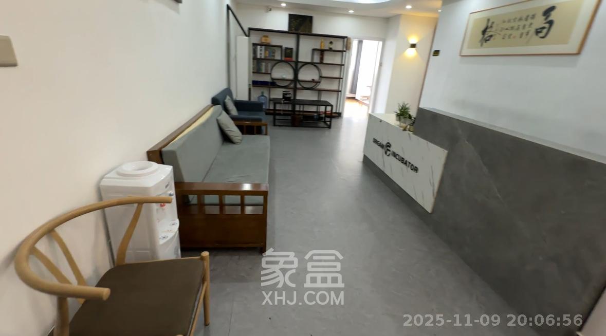 上城金都  9室2厅2卫    7500.0元/月