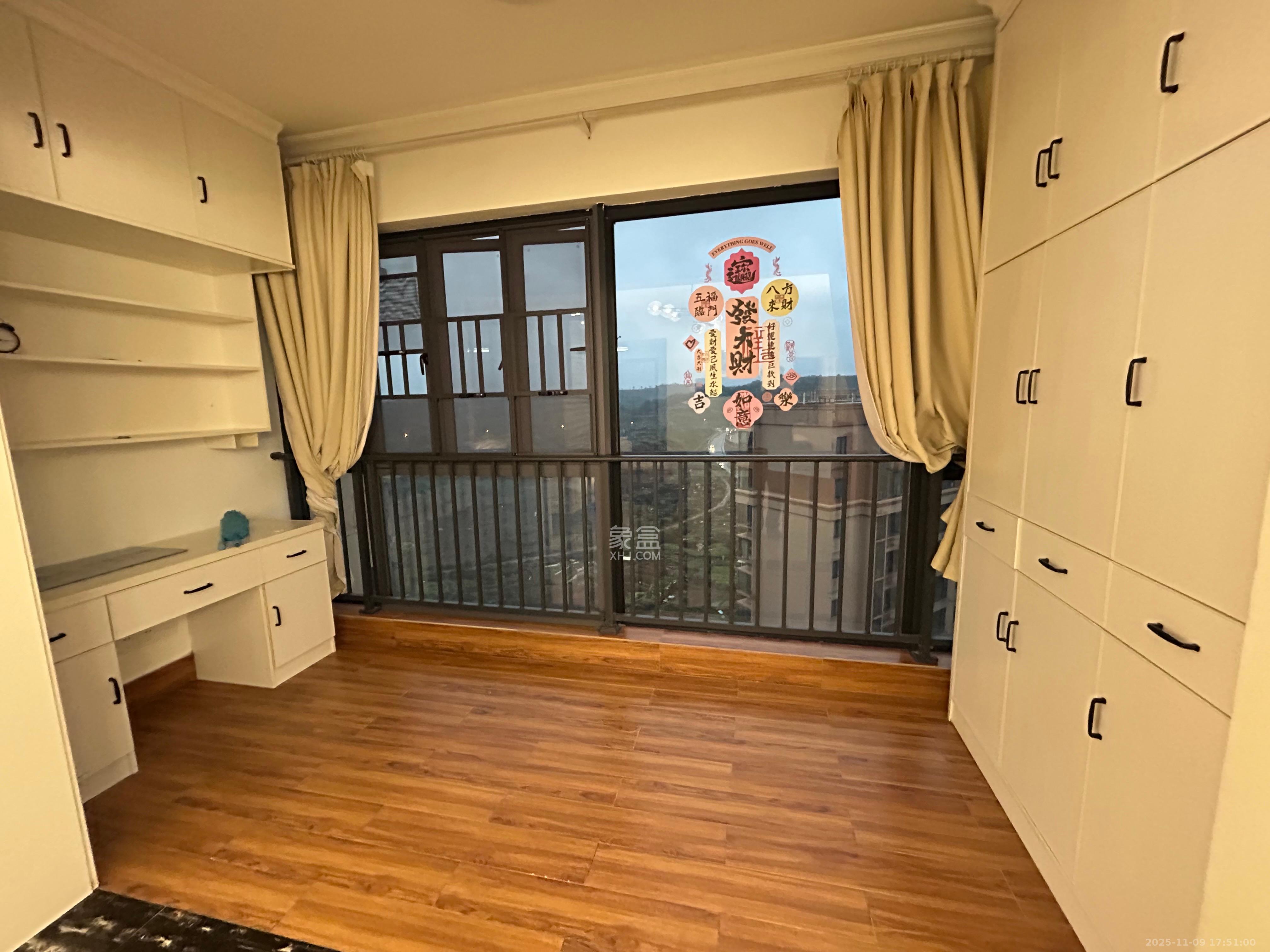 怡海星城 1室0厅0卫 3000.0元/月 怡海星城 1室0厅0卫 3000.0元/月室内图